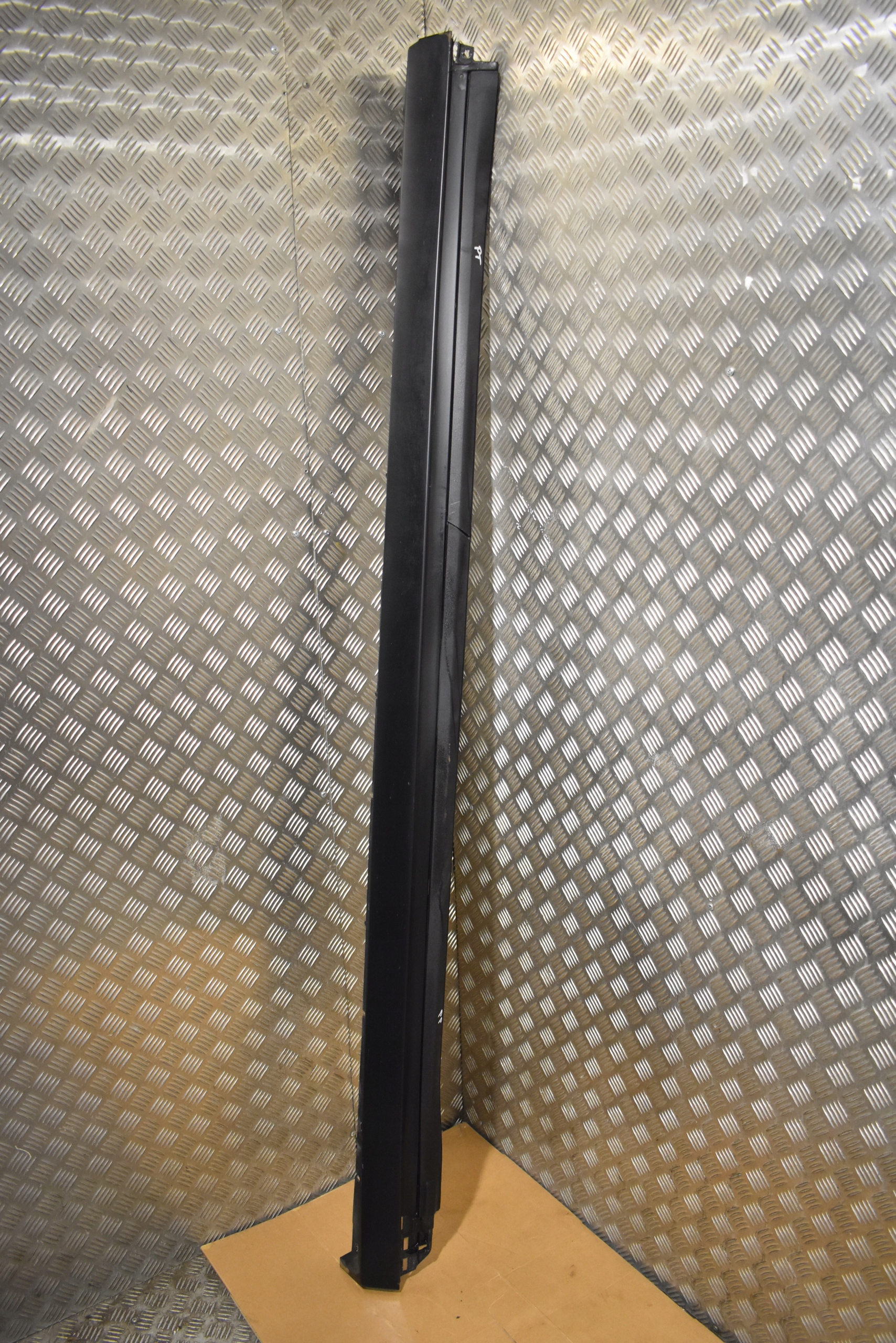 perfect condition moulding threshold right PORSCHE CAYENNE 9Y SPORT DESIGNE 1