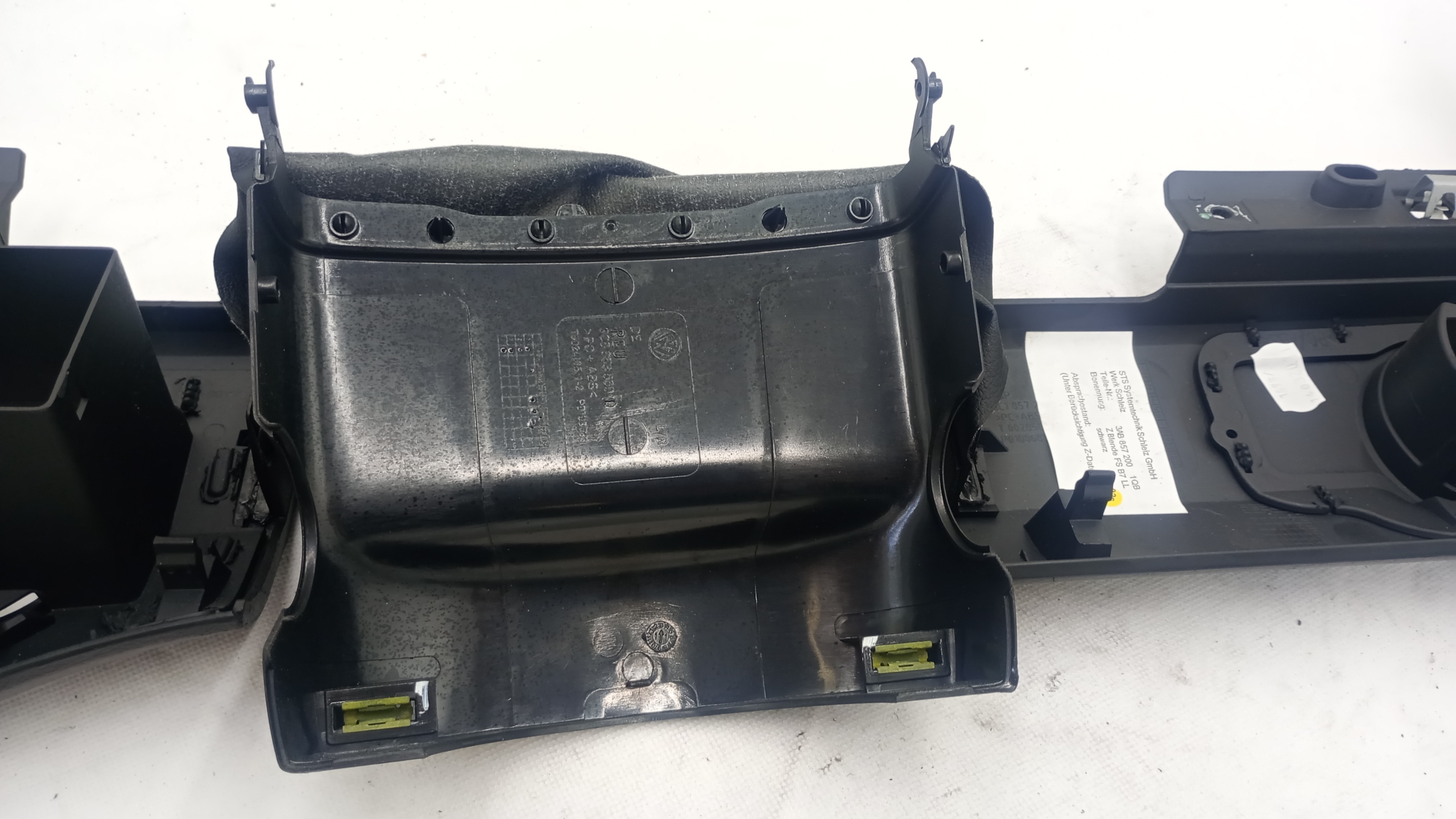 защита счетчика консоли vw PASSAT B7 CC 3AB857200 европа