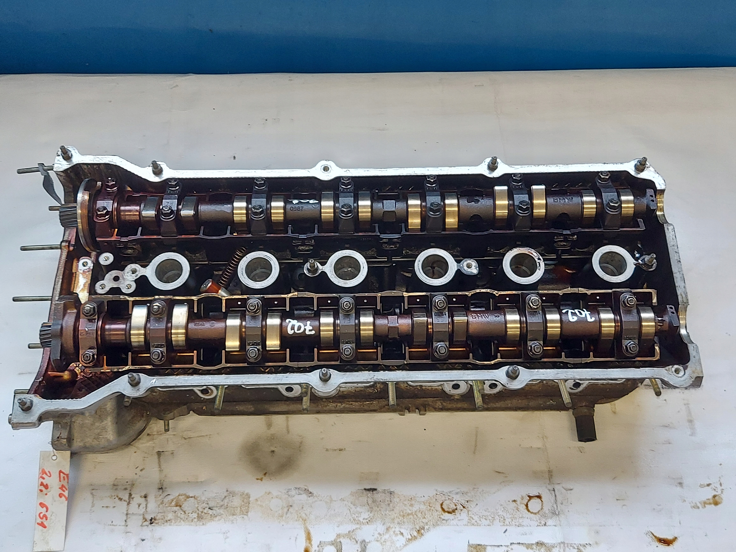 head. BMW E46 2.2 B 1436812