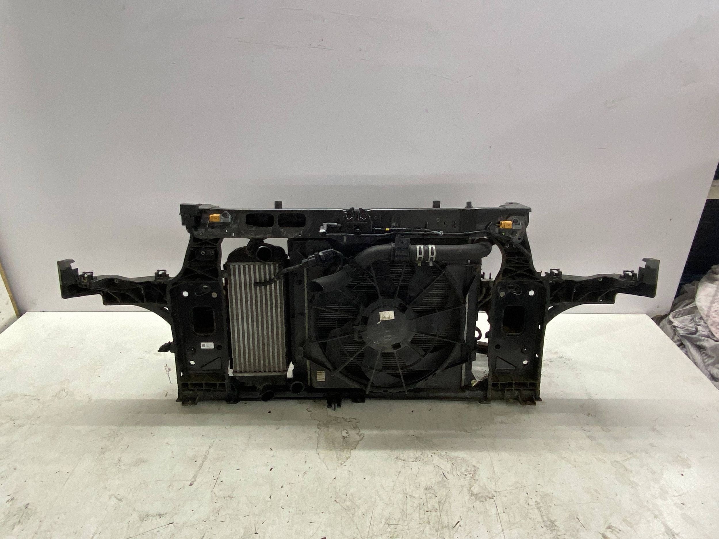 face avant traverse de fer KIA CARENS IV 1.7 CRDI (2013-2016)