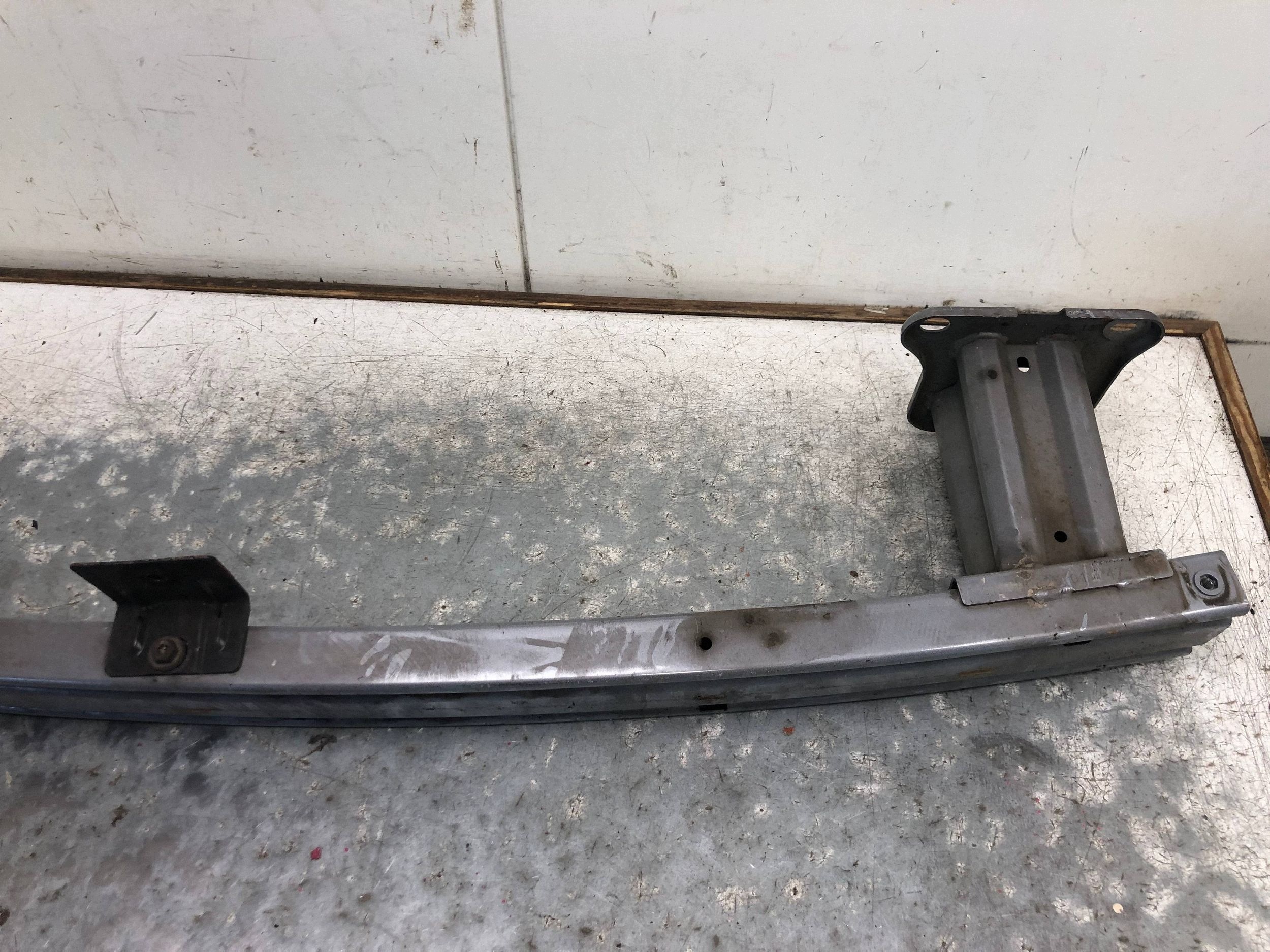 bumper support front RENAULT TRAFIC III 752101525R