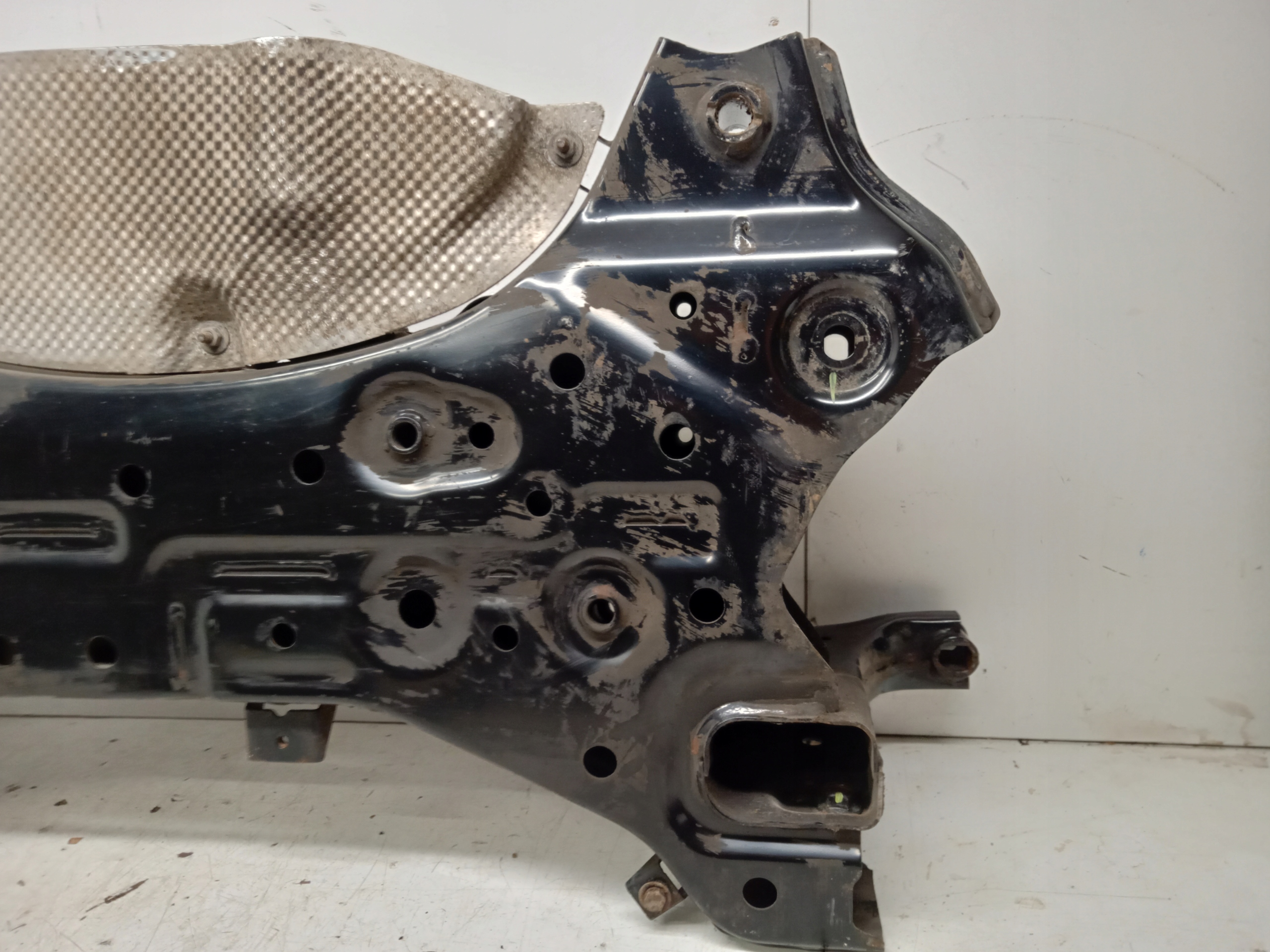 HYUNDAI I30 III CEED X-CEED axle beam front subframe springing sider 62401-G4AA0