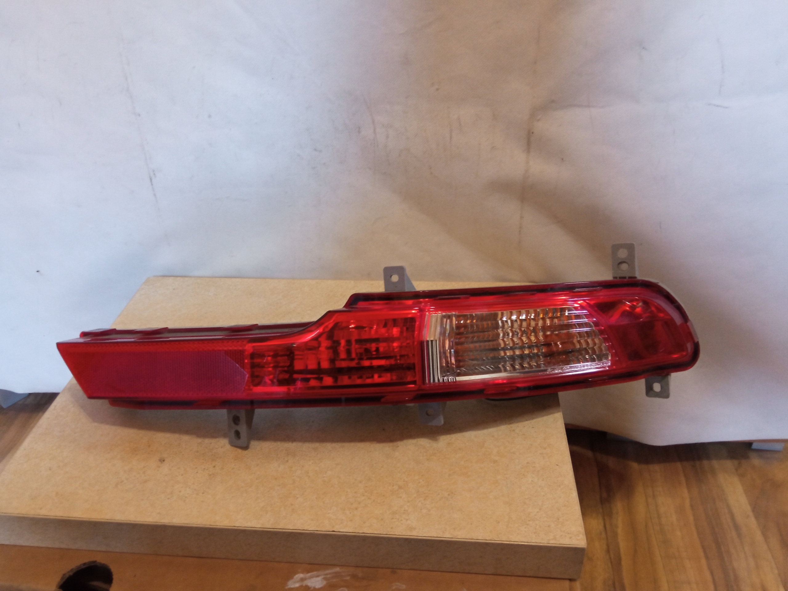 LAMPA TYŁ KIA SPORTAGE III