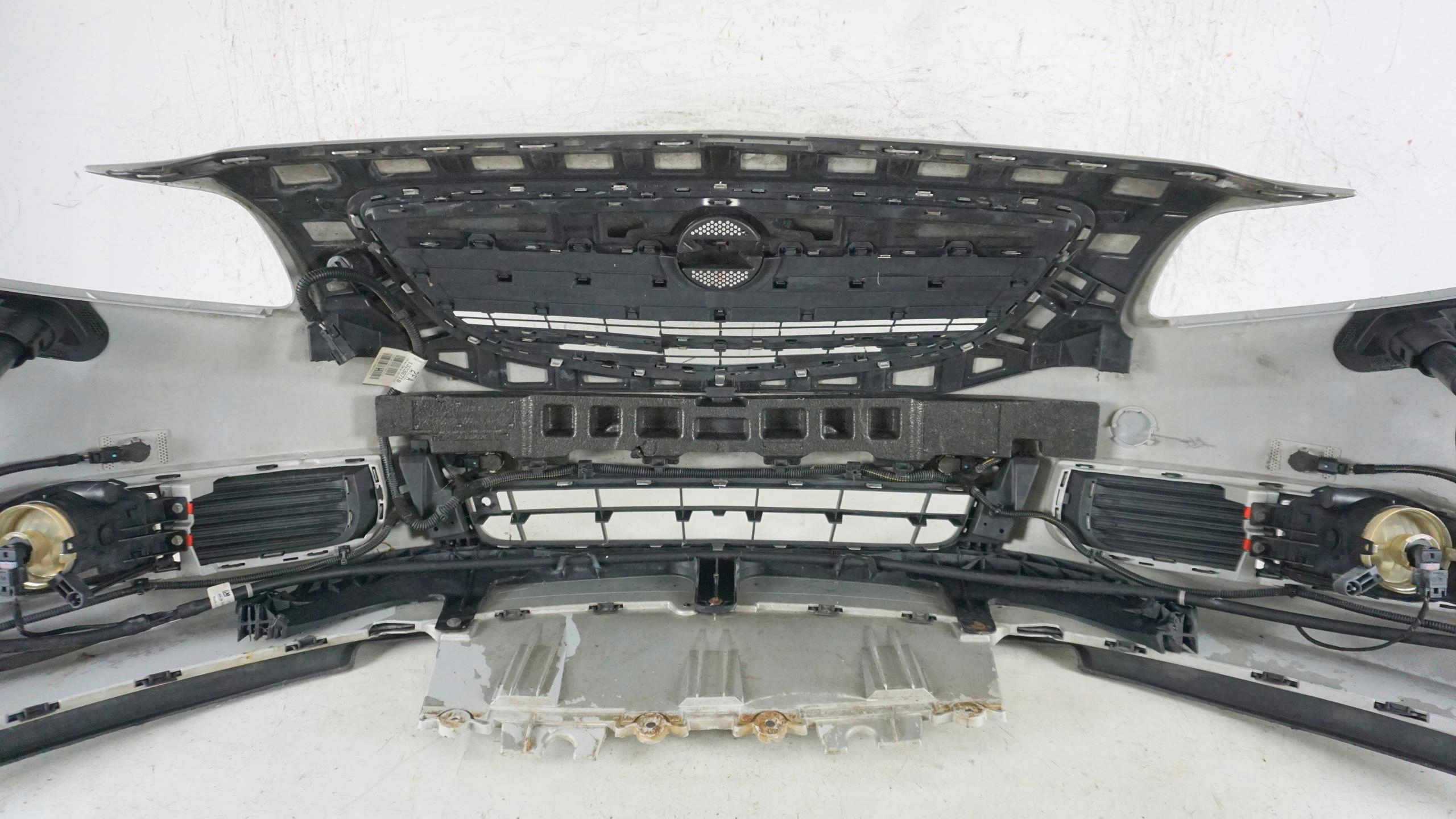 bumper front front grille OPEL INSIGNIA 1 and A 08-13 XENON PDC 2008-2013