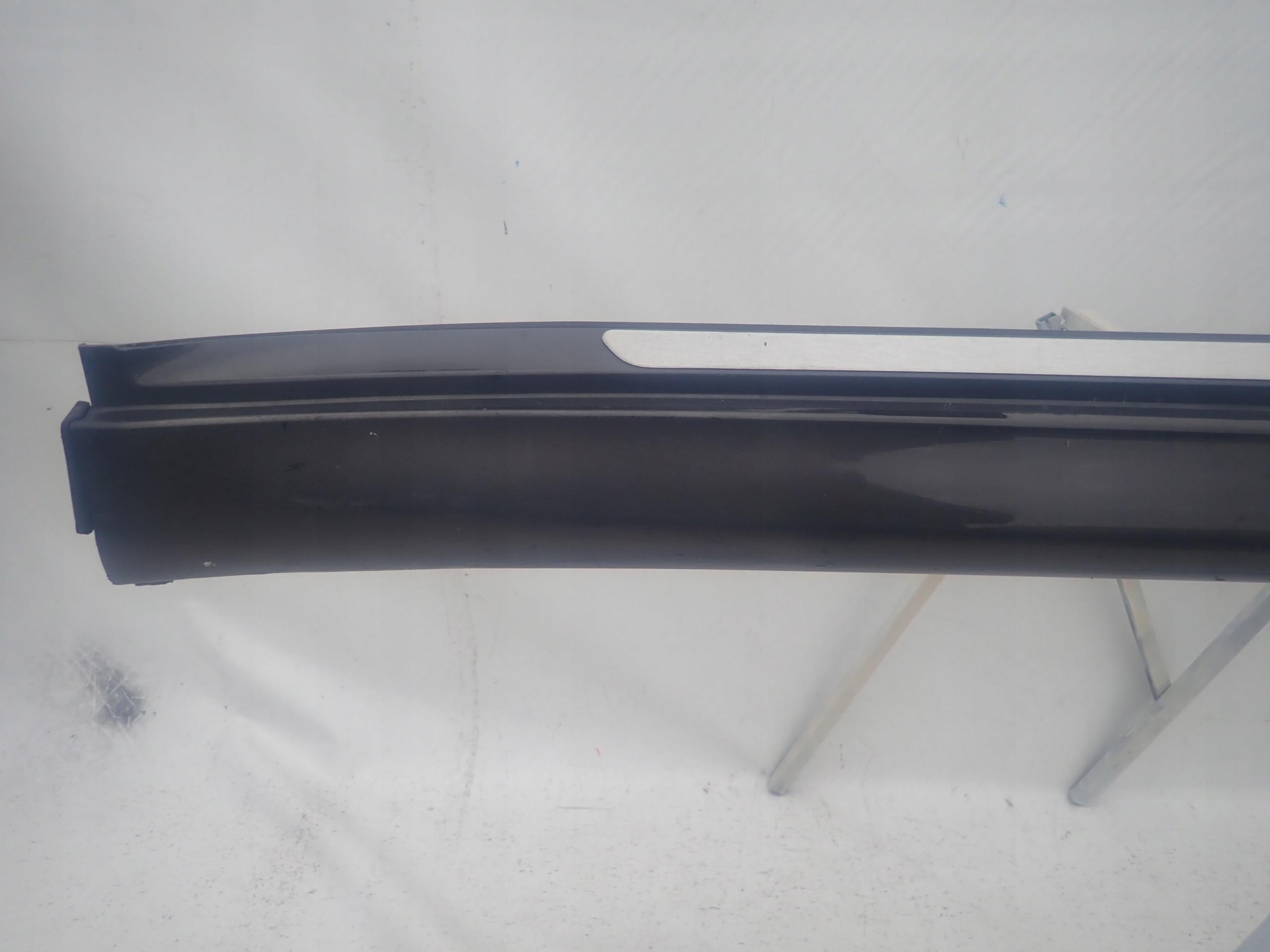 PORSCHE PANAMERA and 09-16 threshold right moulding threshold