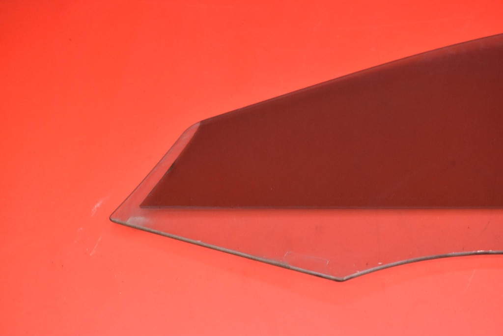 window side right front front MERCEDES CLA C117 sedan 13-16