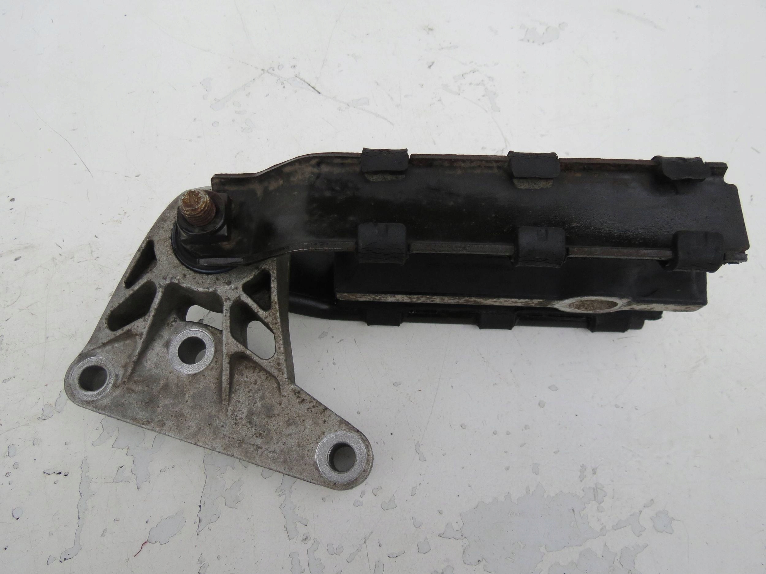 holder gearbox mount VOLVO V70 III 31262933