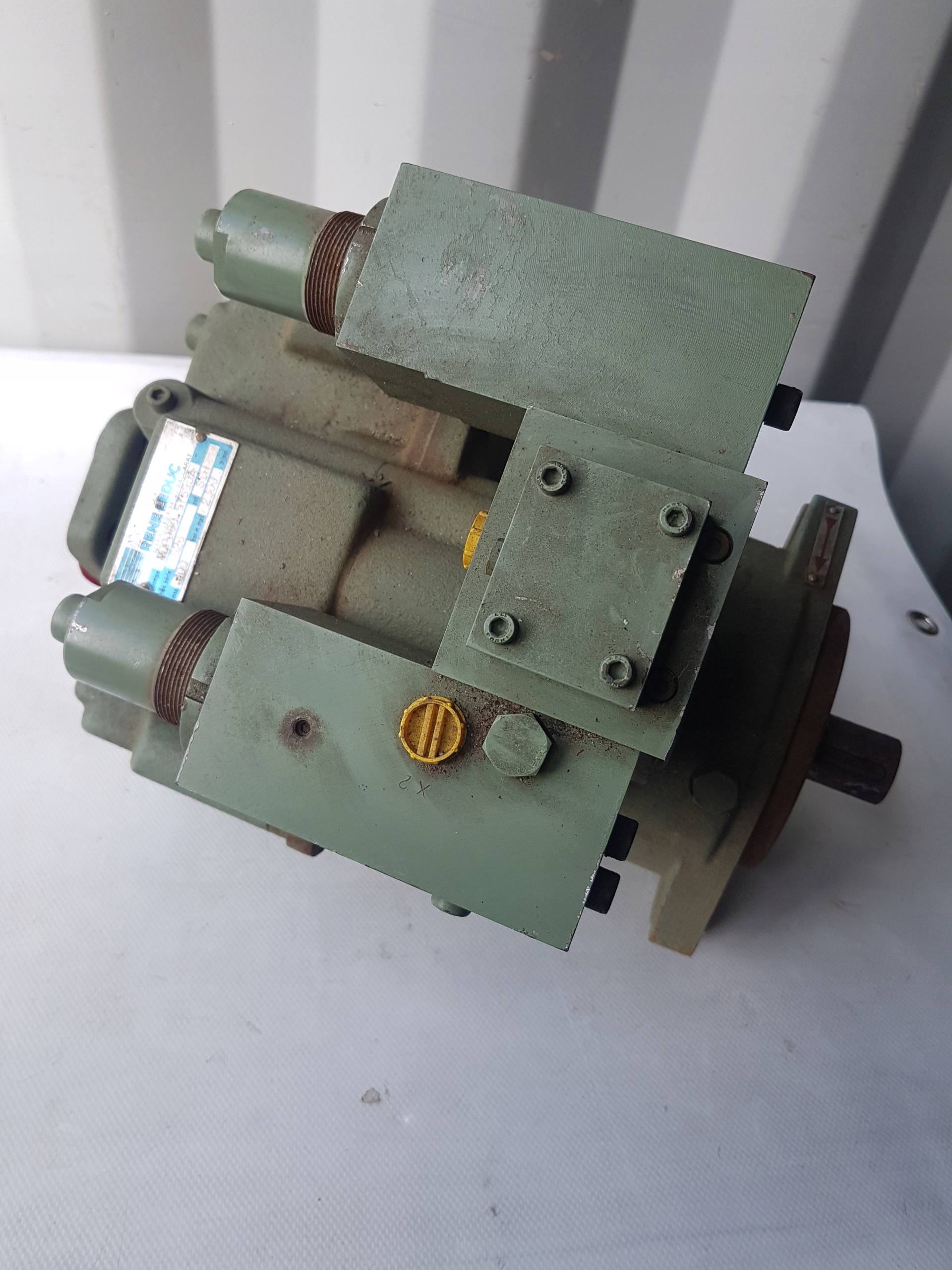 Гидравлический насос VDP060.57590A Hydro RENE LEDUC