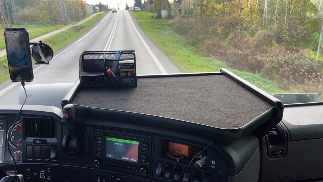 Střední police Scania R/g/p Od roku 2009-2016 Velur
