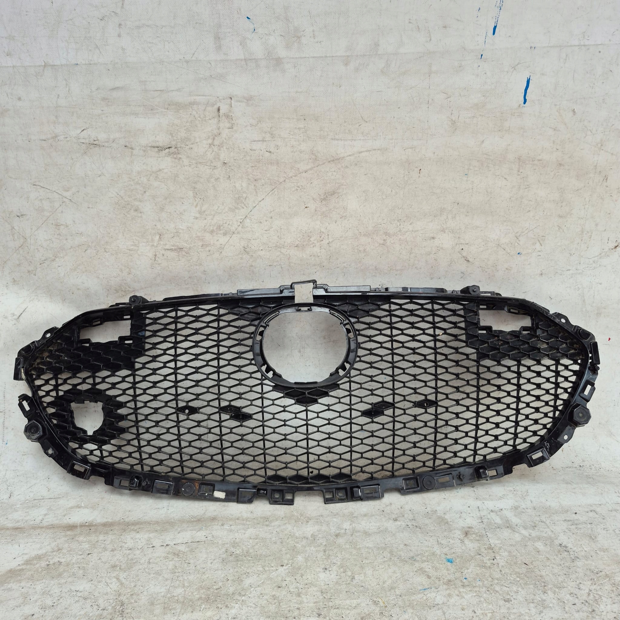 MAZDA 3 IV 19-> Grill Grill
