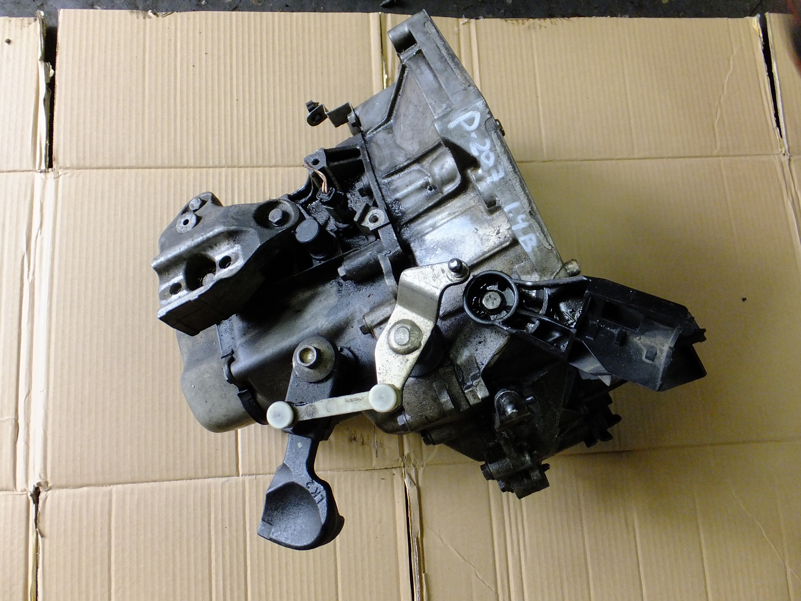 Getriebe peugeot 207 1,4 8V 20CQ86