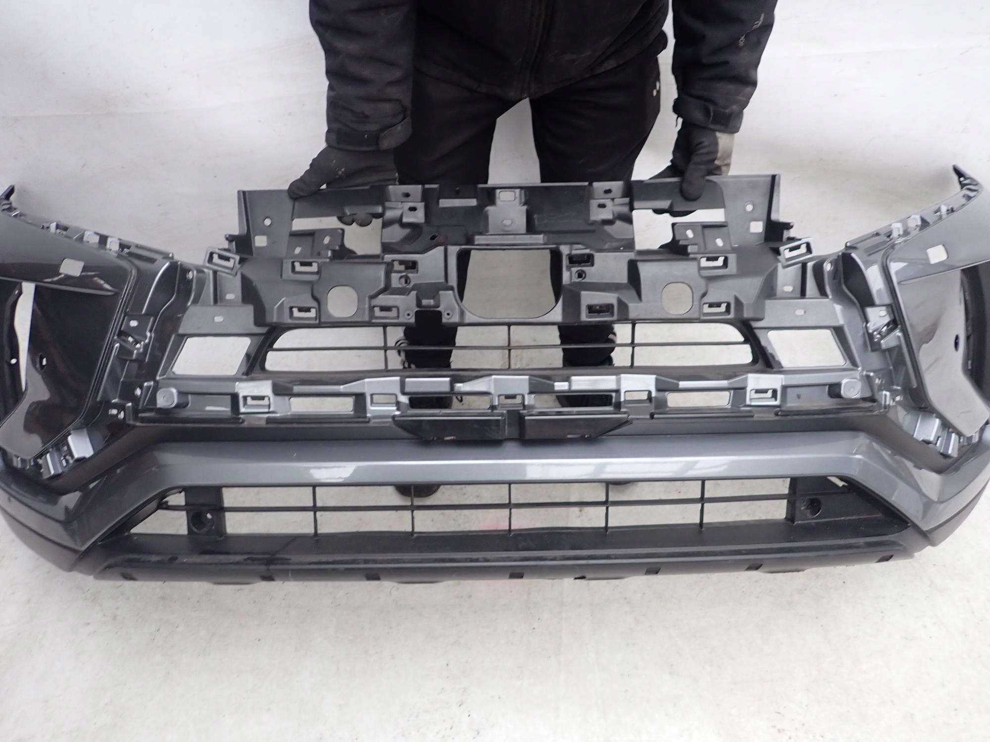 MITSUBISHI ECLIPSE CROSS 18-20 bumper front front washer PDC