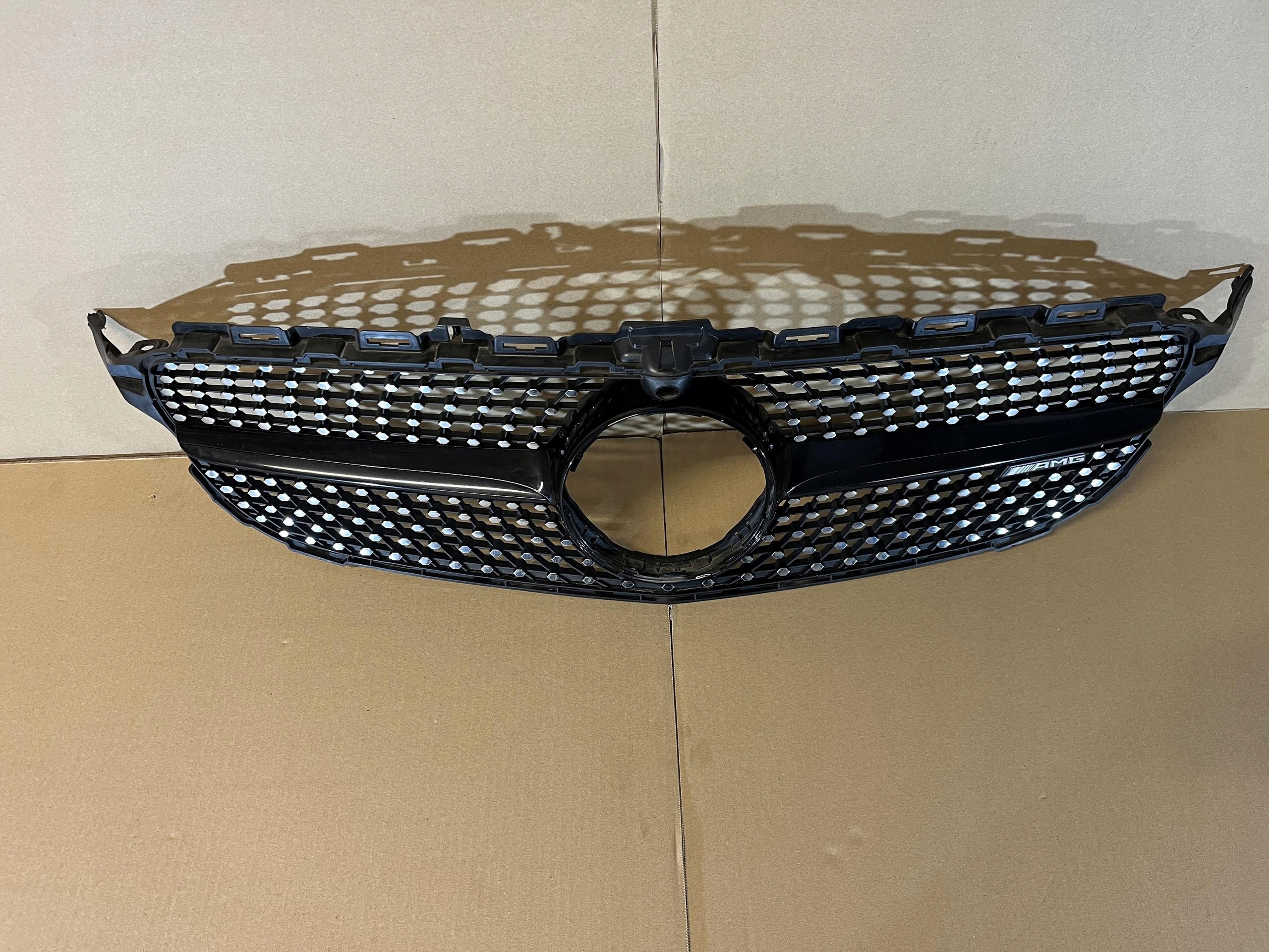 MERCEDES C KLASA W205 AMG GRILL ATRAPA DIAMOND Producent części Mercedes-Benz OE