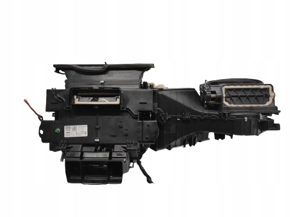 AUDI A4 B8 07- 1.8 TFSI NAGRZEWNICA 8K1820005AD