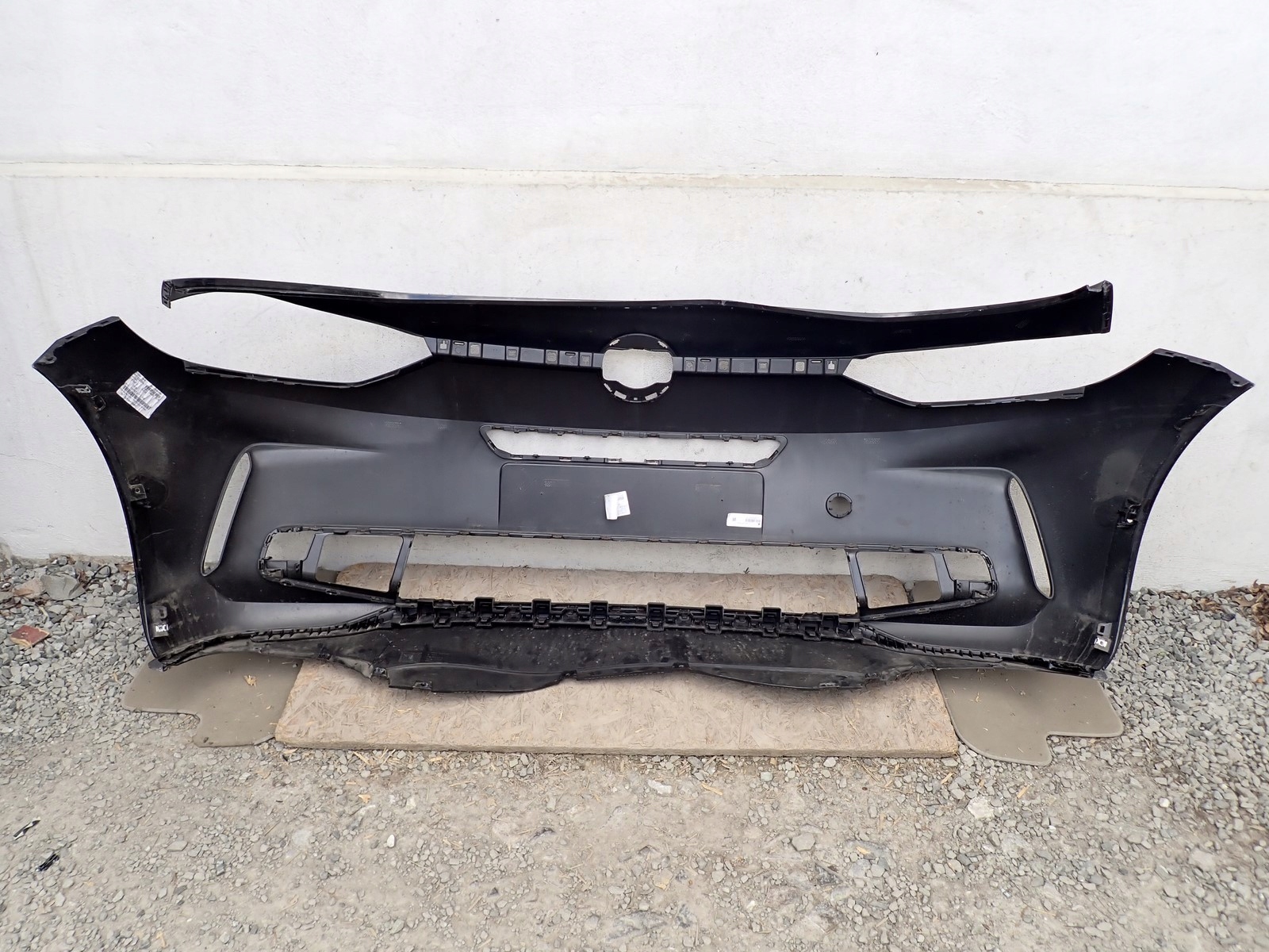 bumper front front VW VOLKSWAGEN ID3 ID.3 E11 LIFT 2023- 10A807221A