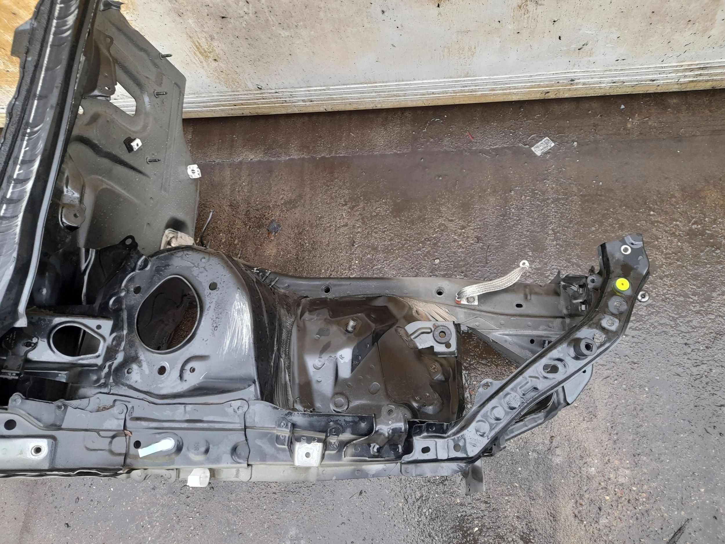 Toyota Corolla E21 Berline Longeron Avant Droit