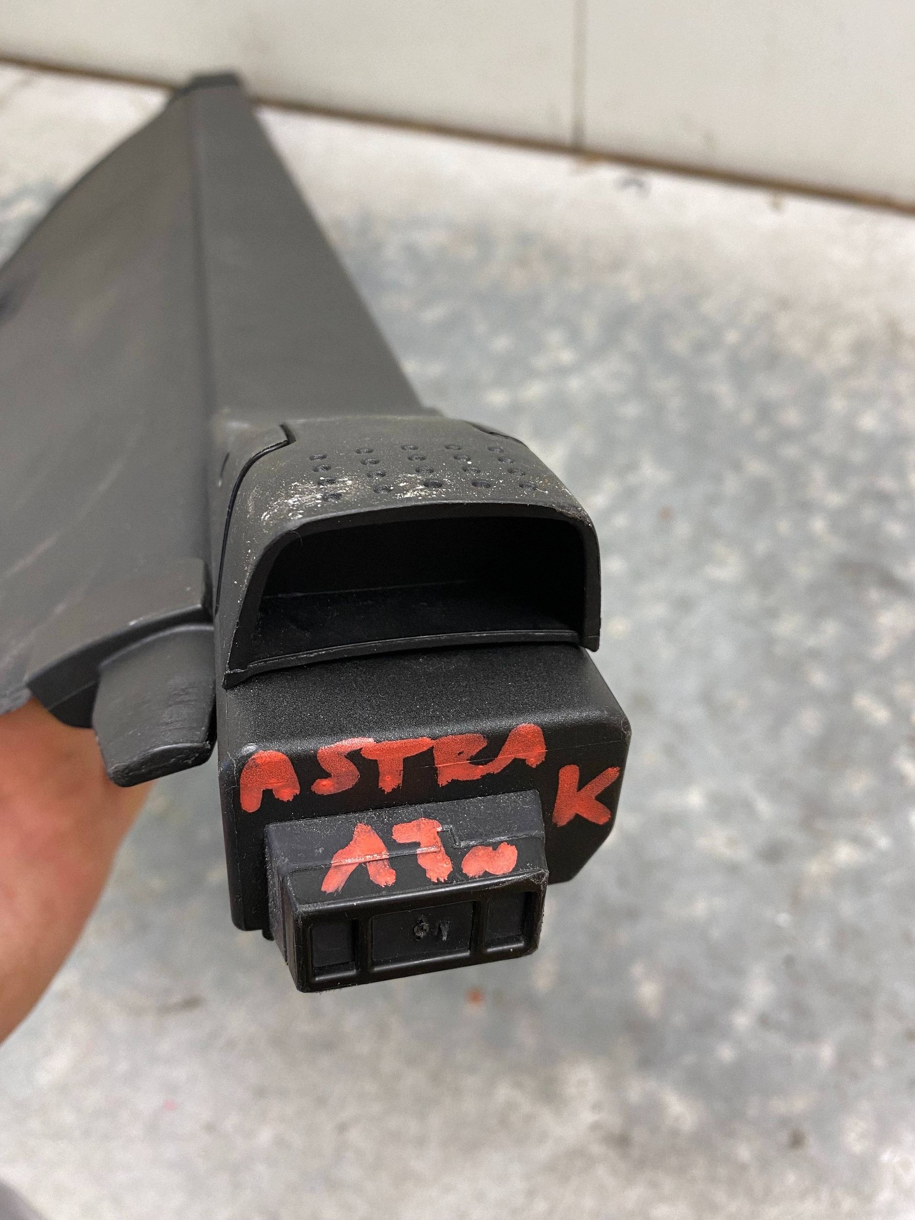 OPEL ASTRA K V KOMBI originál blinds boot rear part