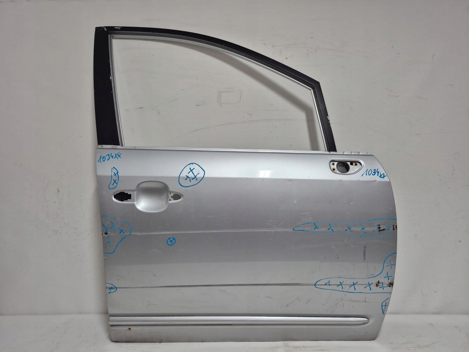 KIA CARENS III 07-10 door right front front