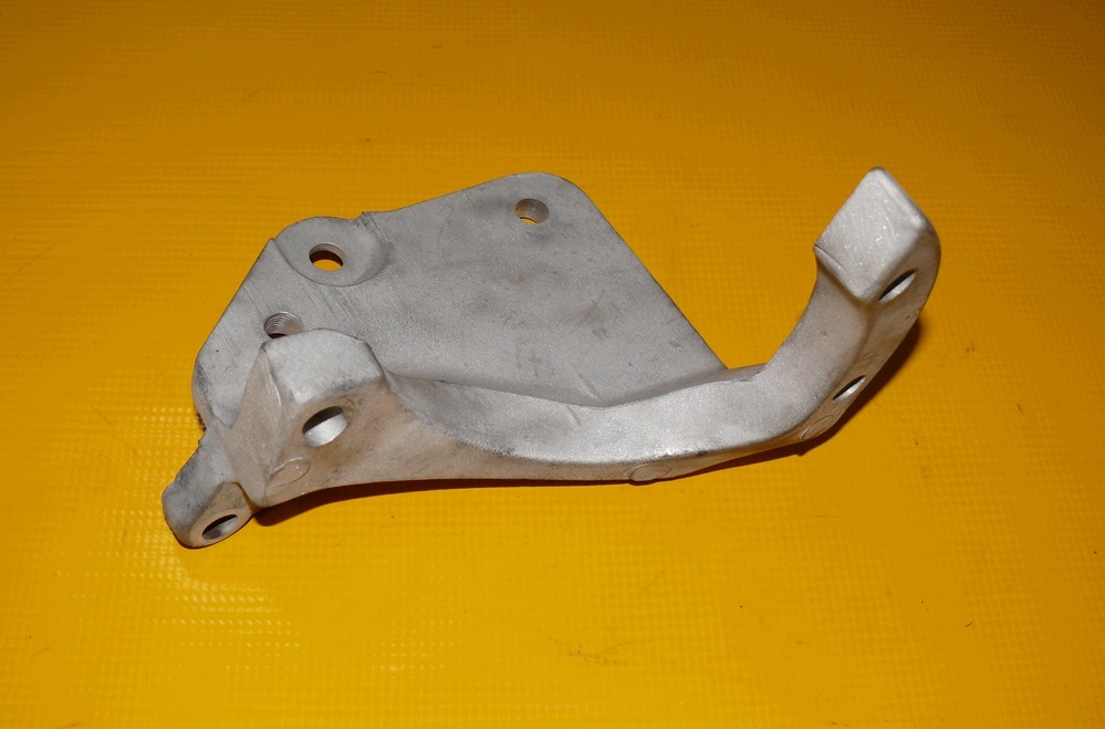 holder engine mount left left front ROVER 400 45 MG ZS 180 2.5 V6 177KM