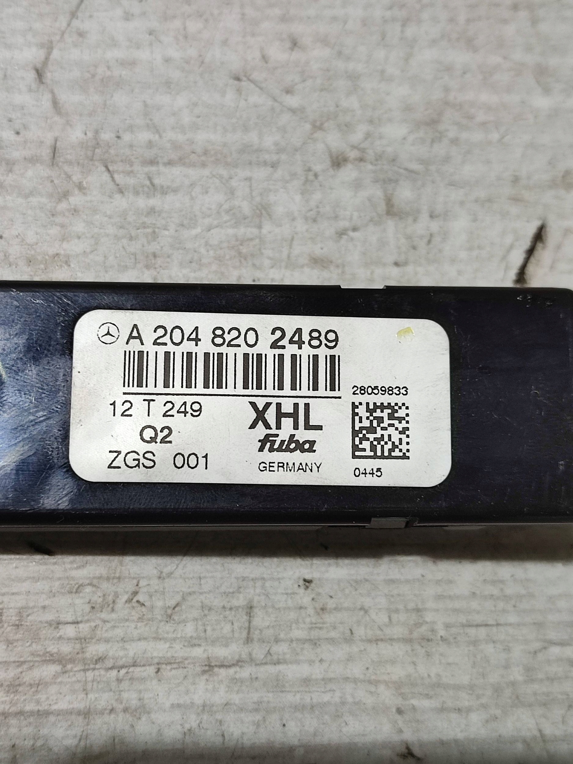 Mercedes-Benz GLK (X204) 2013 amplifier anteny