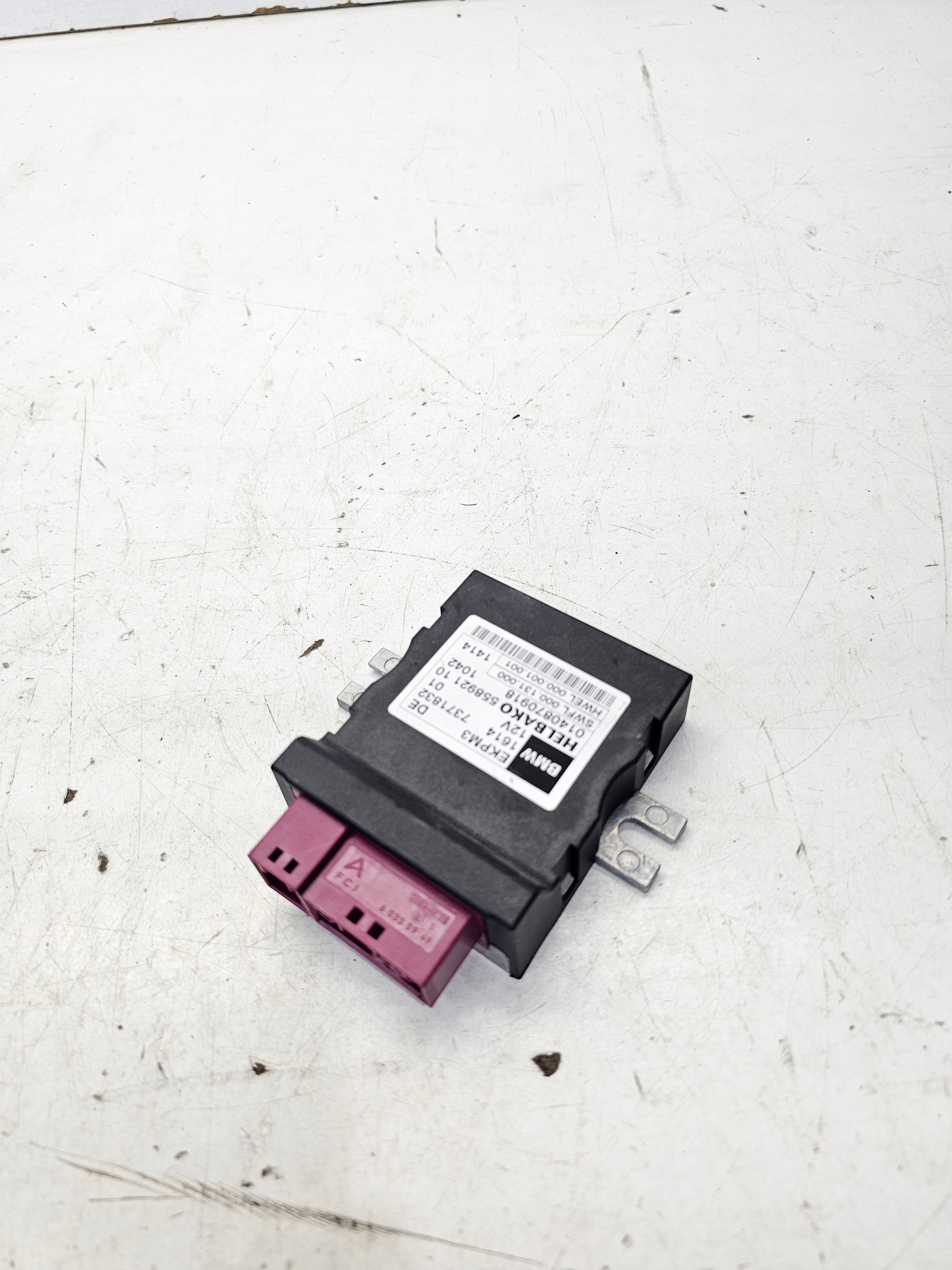 Sensor SITZ WAGI AUDI A4 A5 A6 8S0963553D