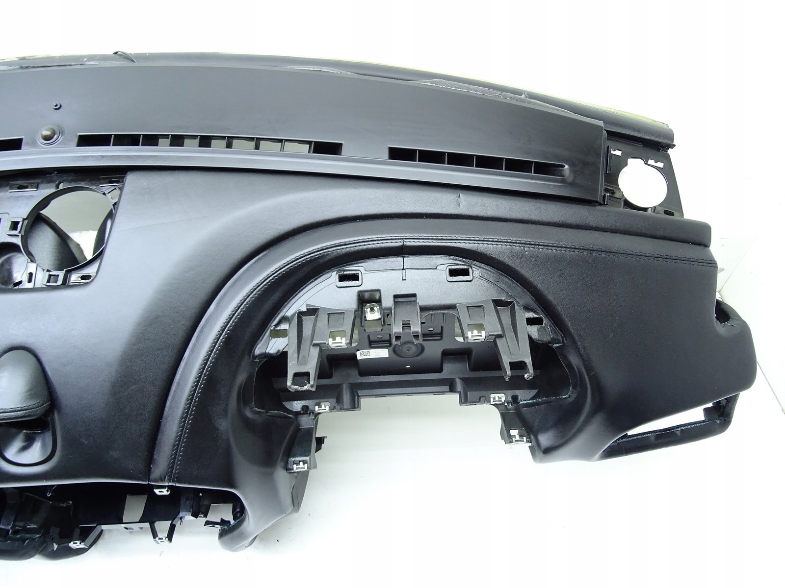 dashboard instrument panel console cockpit DASHBOARD MASERATI GHIBLI III 13