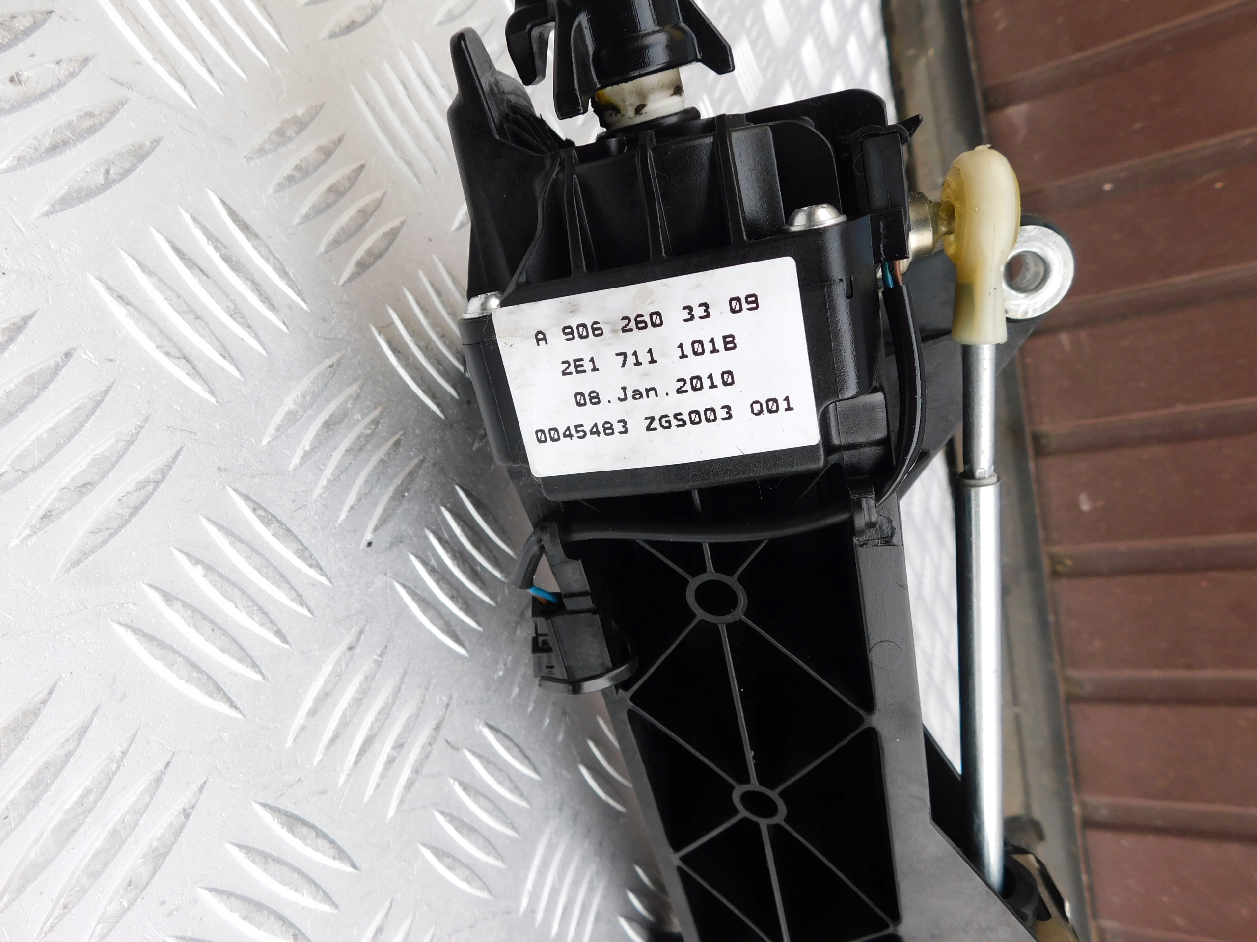 Sprinter 906 651 lewarek zmiany biegów + linki ORYGINAŁ komplet A9062603309 Typ samochodu Samochody osobowe