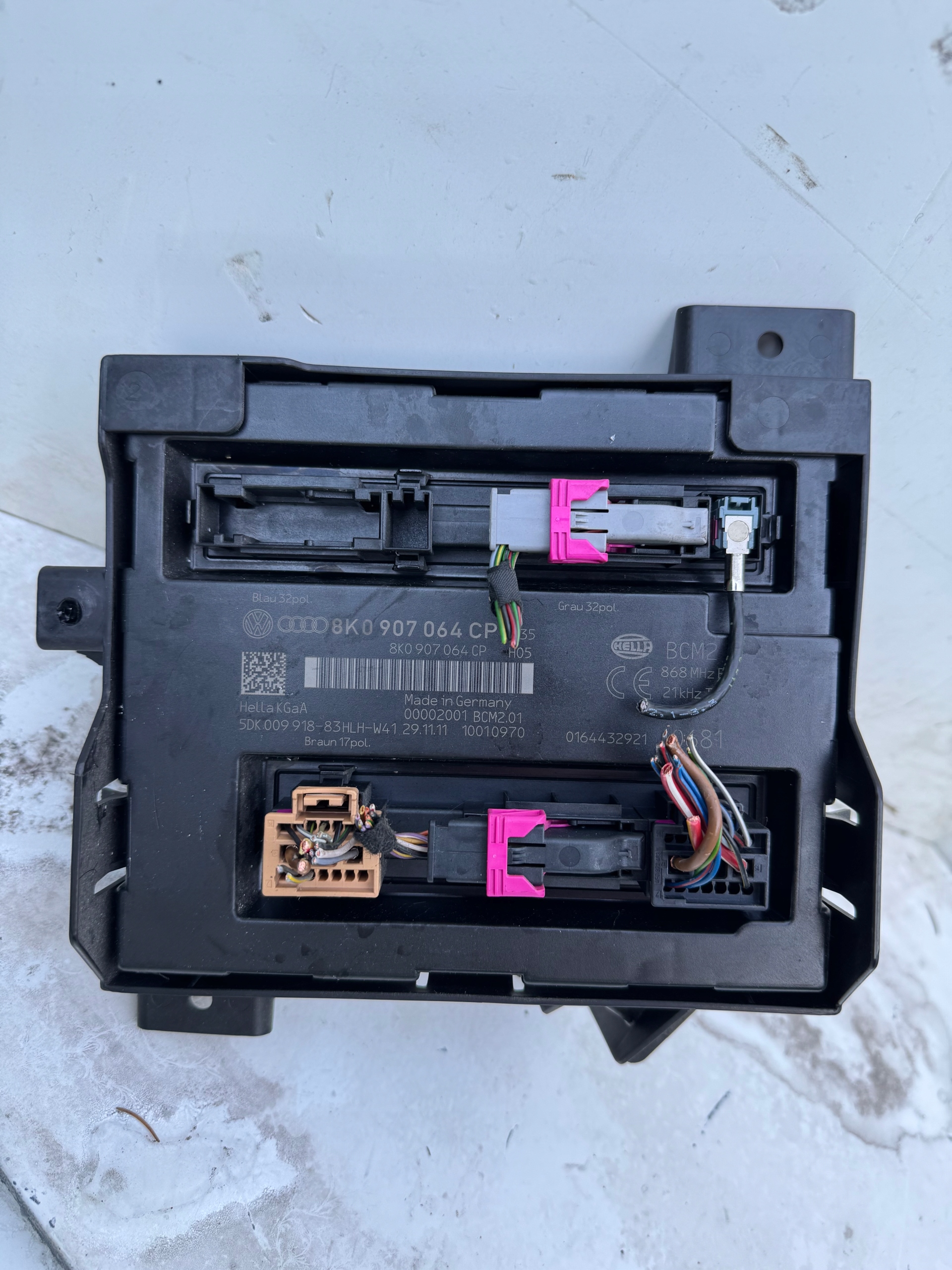 module control unit KOMFORTU AUDI A4 B8 A5 8T Q5 8R 8K0907064CP