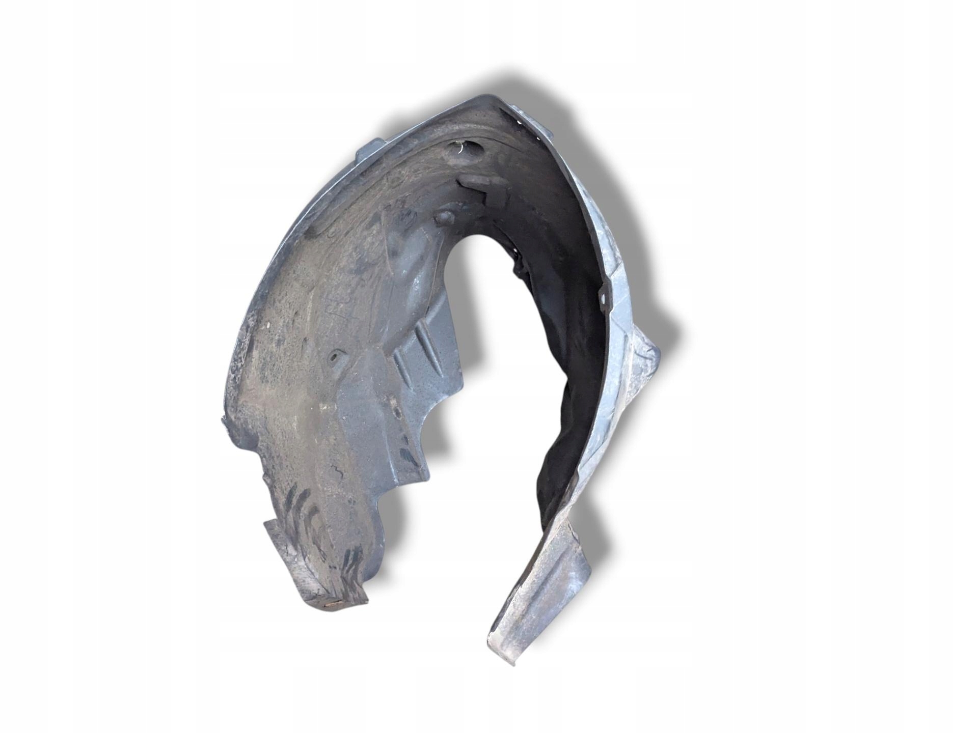 mudguard front left side Land Rover Discovery 3 L319 2007 CLF500253