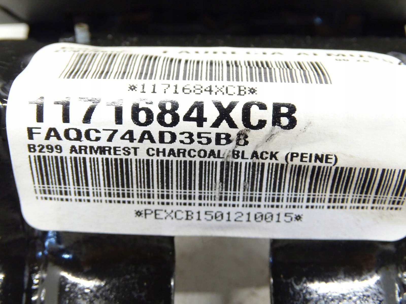 armrest central TUNELU FORD FIESTA MK7 1171684XCB