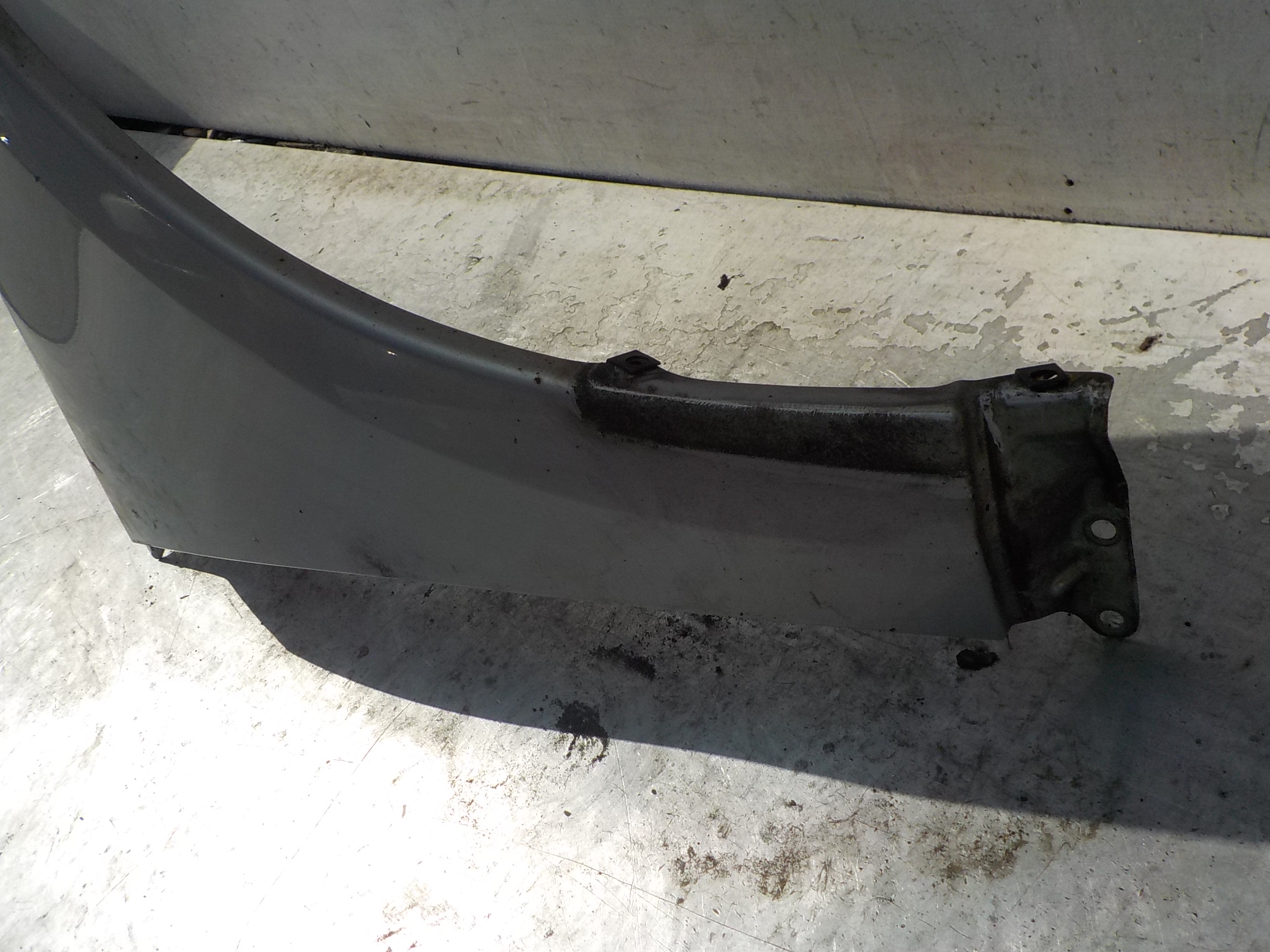 537 SUBARU LEGACY IV fender right front 39D
