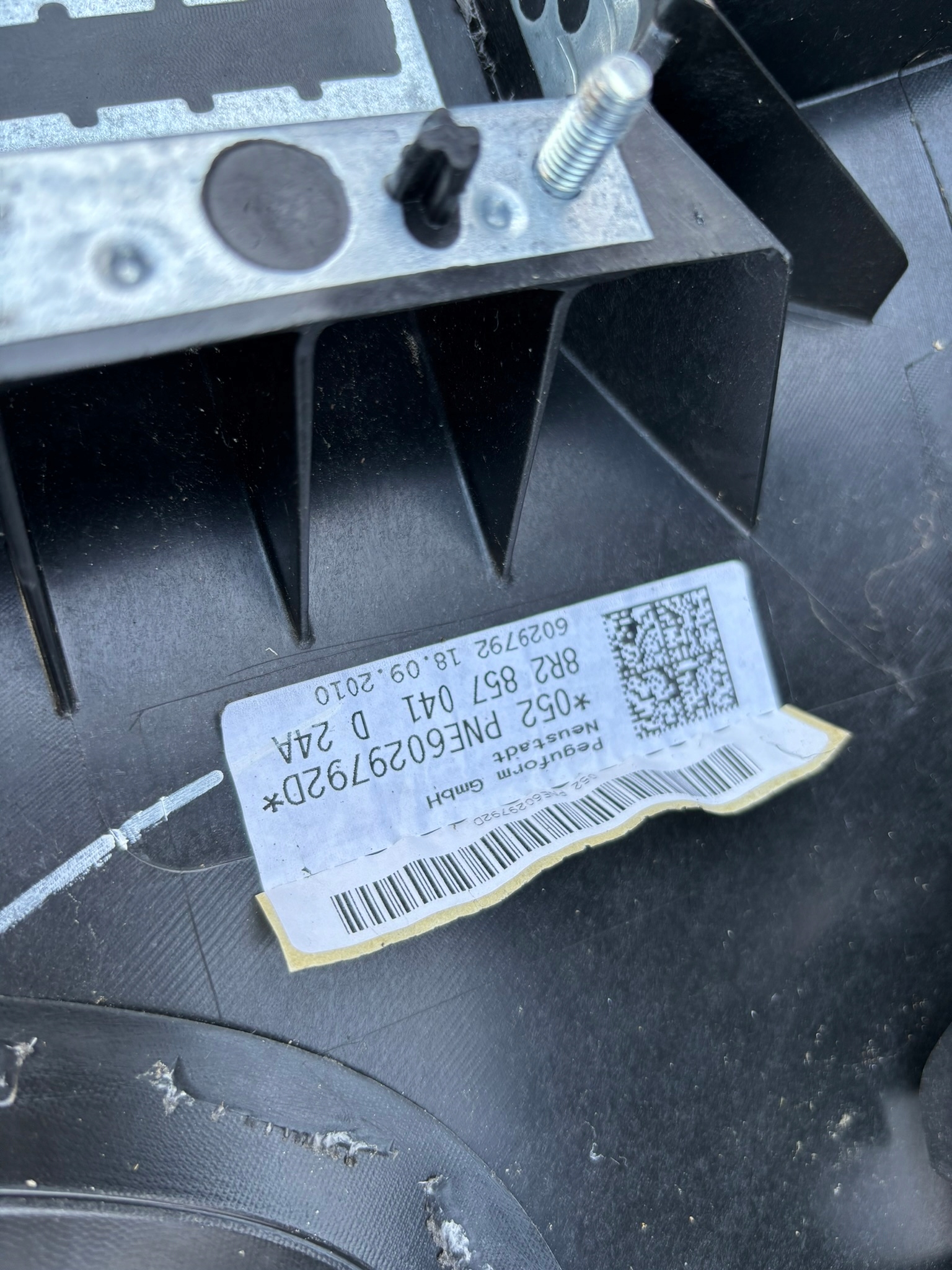 AUDI Q5 8R dashboard instrument panel console cockpit UK ANGLIK 8R2857041 RO73