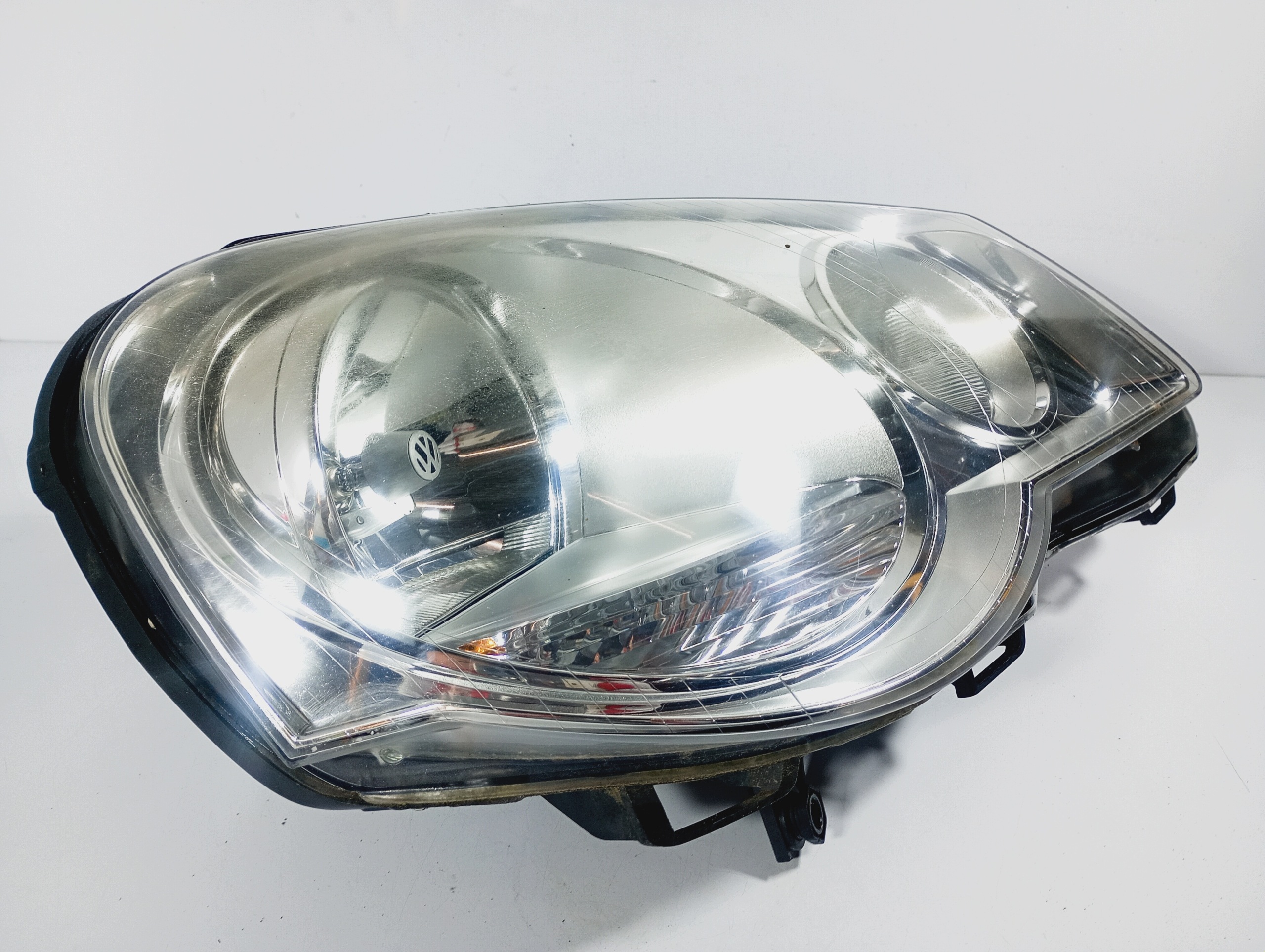 light right reflektor right front OE 6Q1941008AN VW Polo 4 IV 9N 02-07