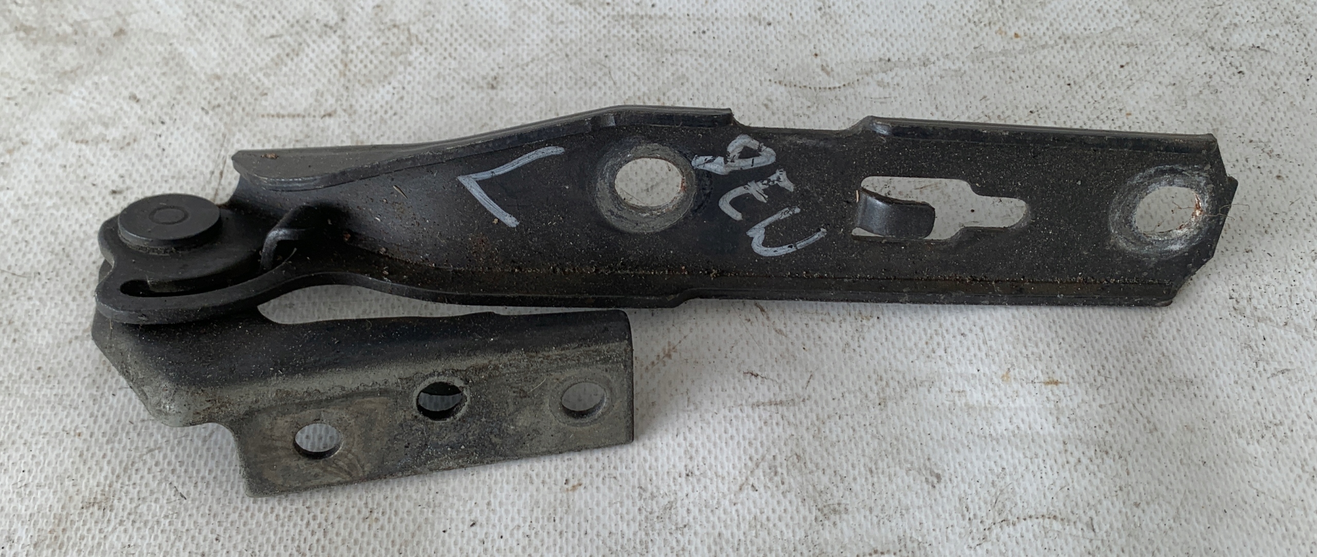 # hinge bonnets right + left AUDI A4 B6 B7