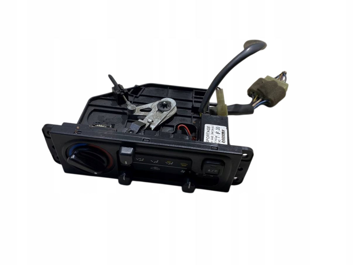 PANEL klími klimatizaci KIA SPORTAGE a K01161190E
