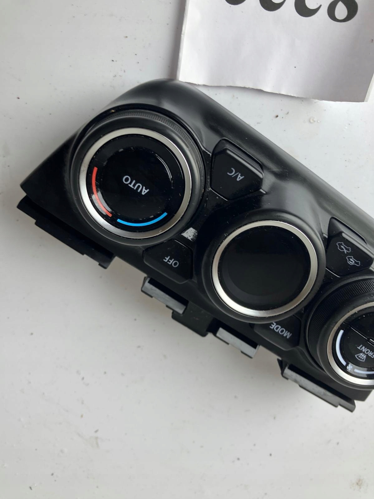 Unite commande clima SUZUKI SWIFT MK8 39510-52R10