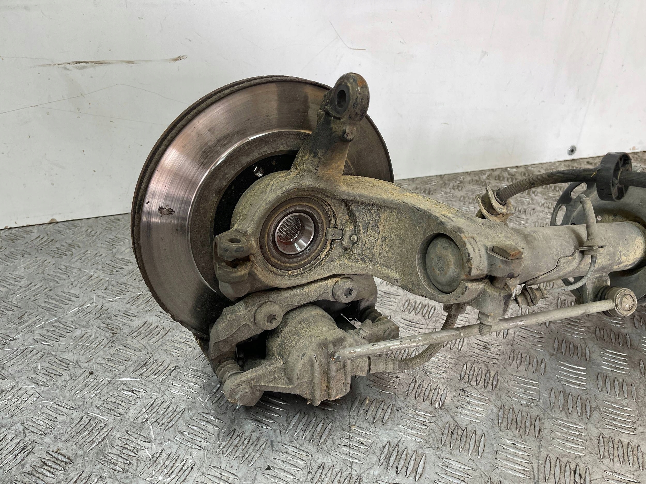 shock absorber swing McPherson left PEUGEOT 2008 and 1 13- 1.6 E-HDI P60