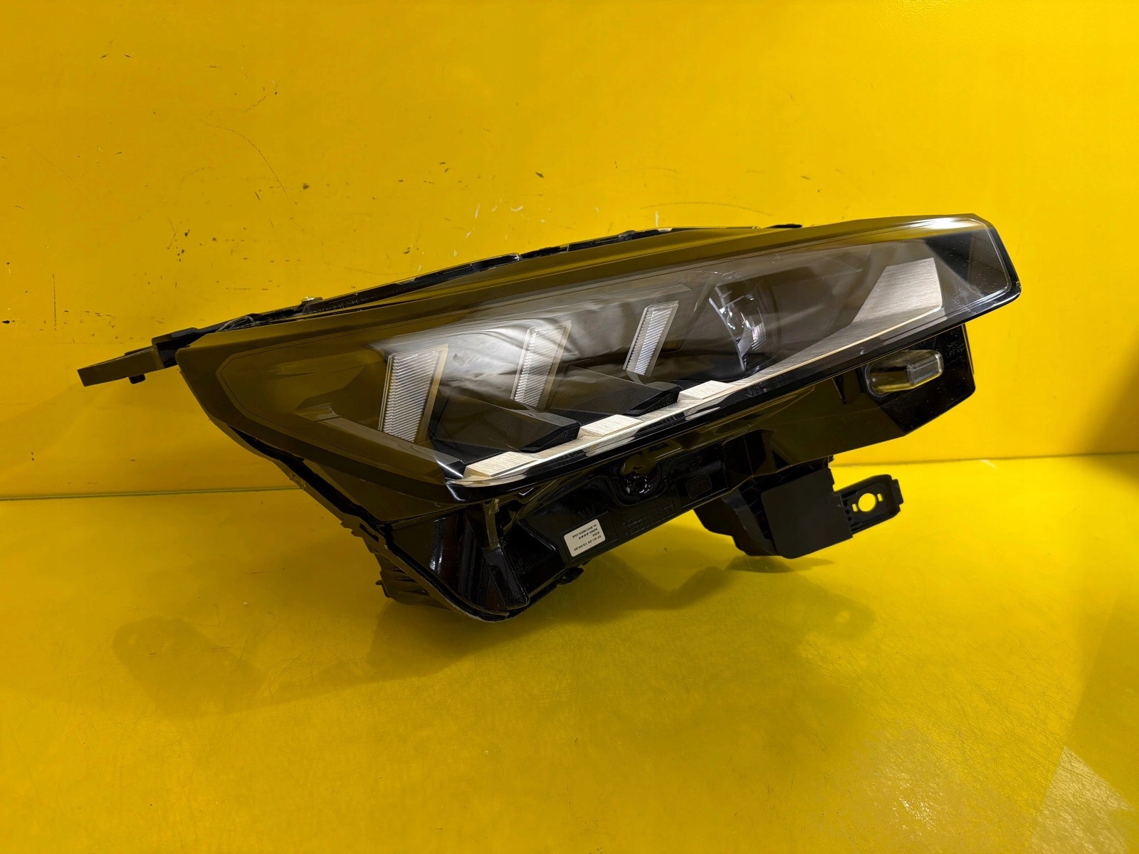 light right front Peugeot 5008 III Full Led 9862665180 2023