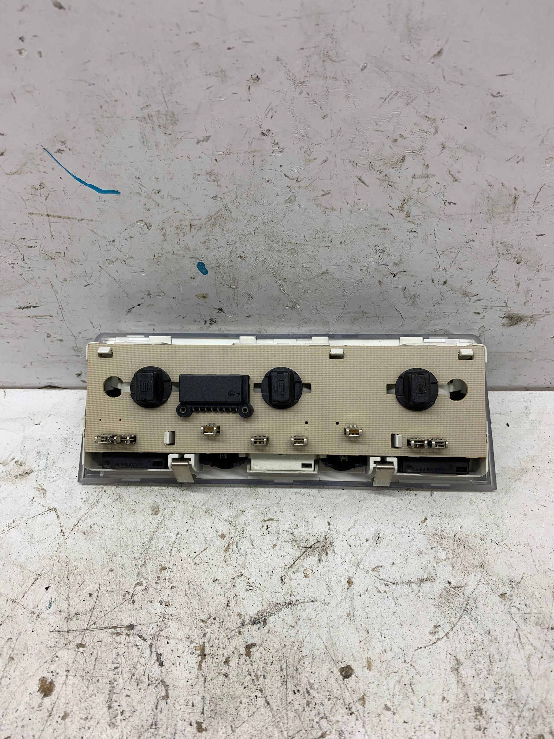 FANALE OSWIETLENIE cabina CIELO INTERNO BMW E60 (2003-2010)