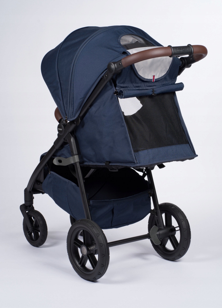 Wózek Spacerowy MAST Swiss Design M4x | Blueberry Typ siedziska Rozkładane