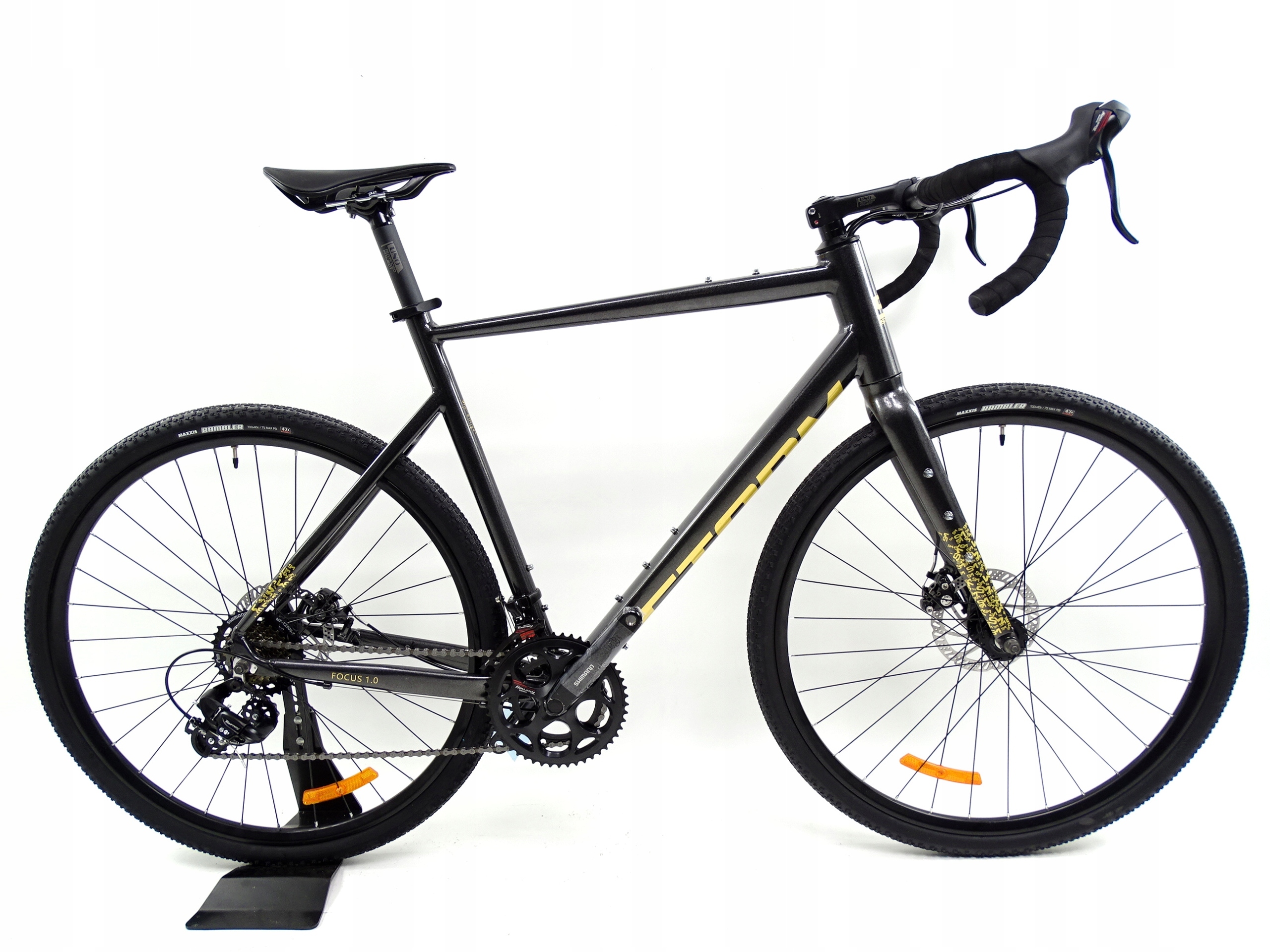 Rower Gravel Storm Focus 28 1.0 Rama 54CM Shimano 2X7 Tarcze Grafit/złoty