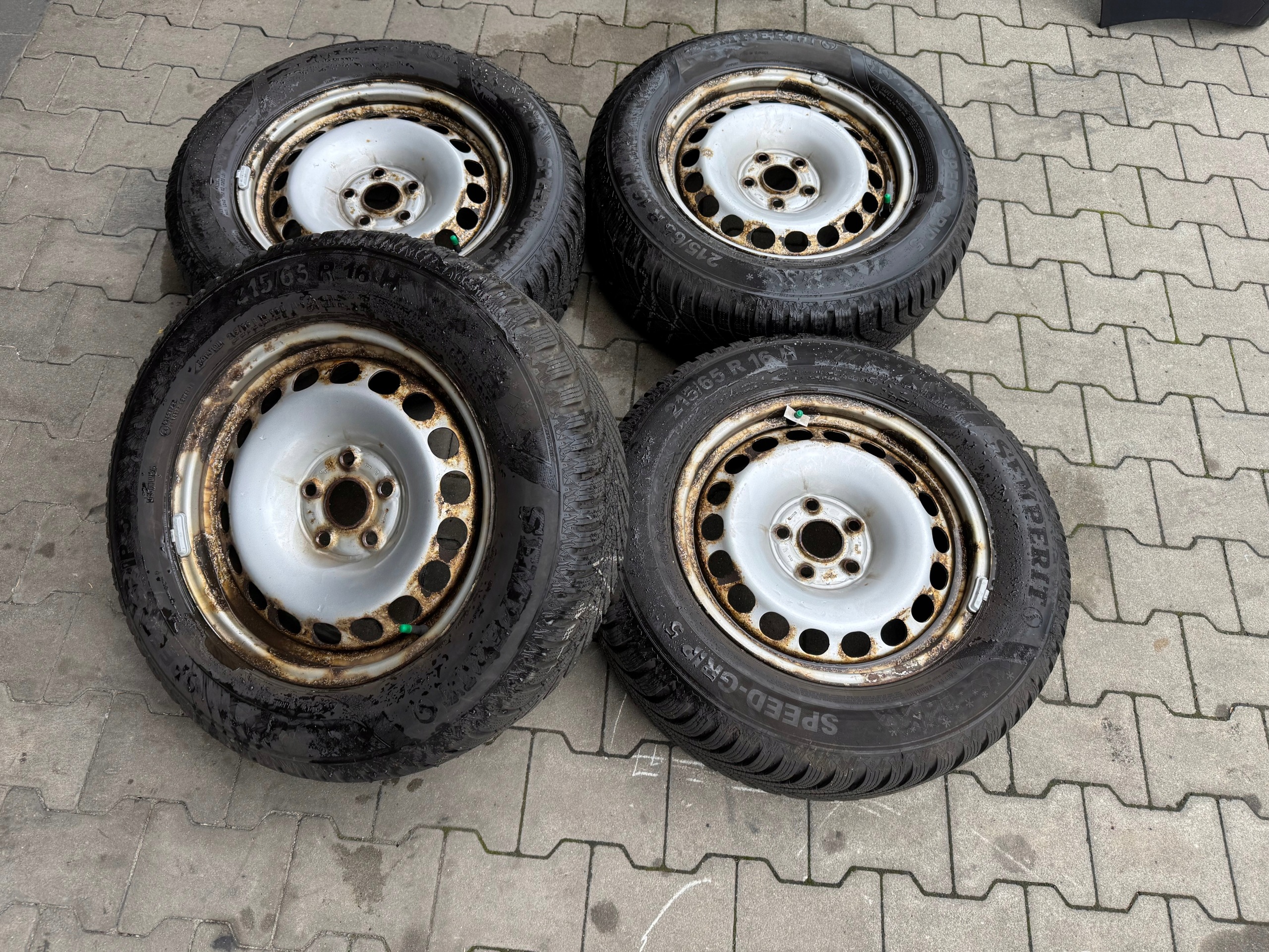 KOMPLET cerchi ferro pneumatici, gomme invernale 215/65/16 DOT3324 2024! 6.5x16 5x112 ET33