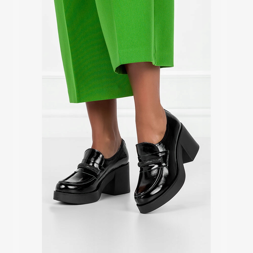 MOKASYNY PÓŁBUTY DAMSKIE SKÓRZANE Z CYRKONIAMI 40 Rozmiar 40