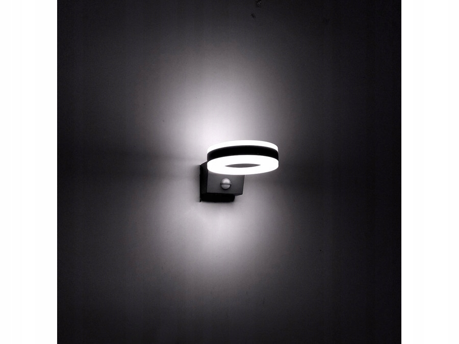 ŚCIENNA LAMPA LED Z CZUJNIKIEM RUCHU ZMIERZCHU 20W Moc 20 W