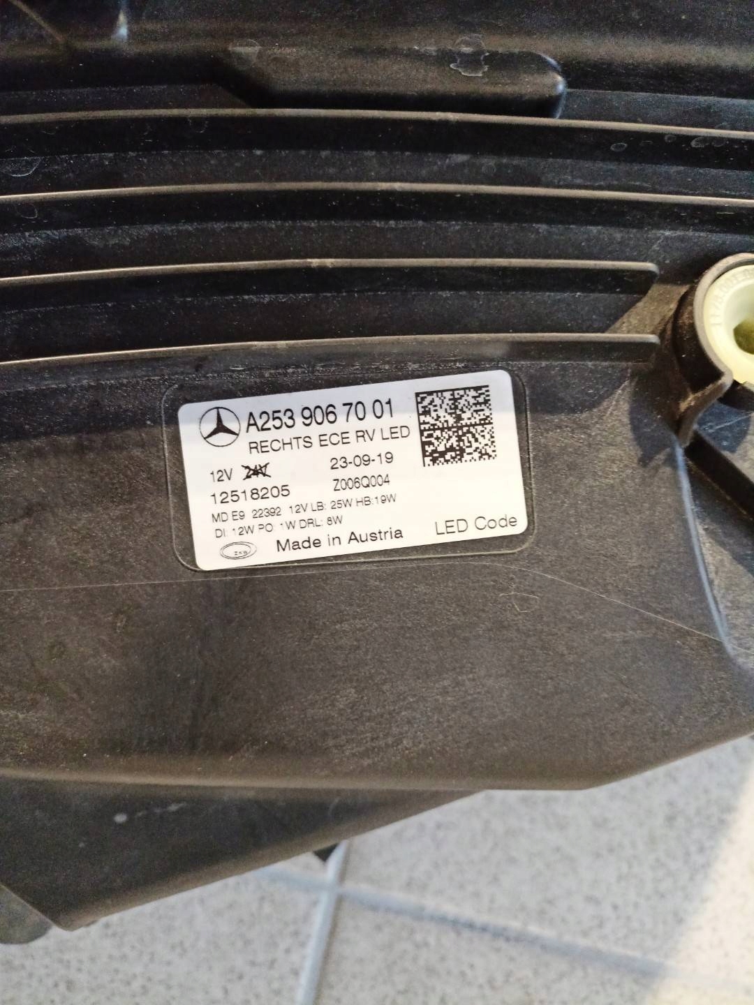 light front right side Mercedes-Benz GLC A2539067001