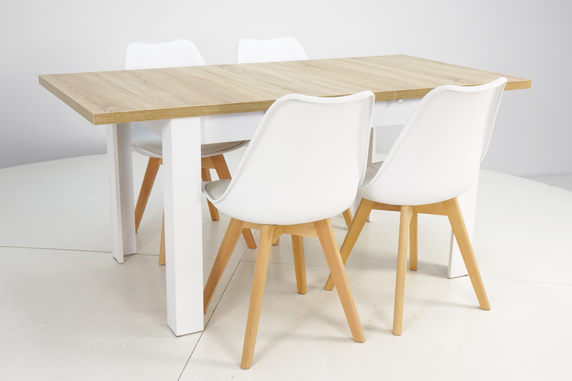 SKANDYNAWSKI ZESTAW 4 krzesła + stół 80x120/160 cm Szerokość stołu 80 cm