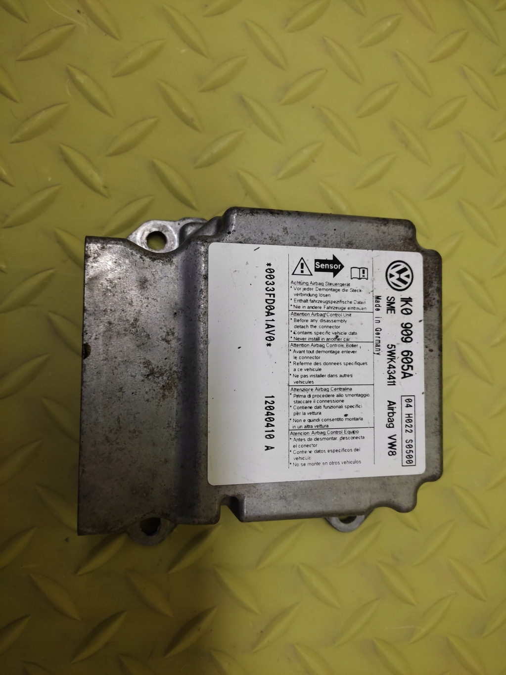 VW GOLF V 1.9 TDI SENSOR AIR BAG 1K0909605A