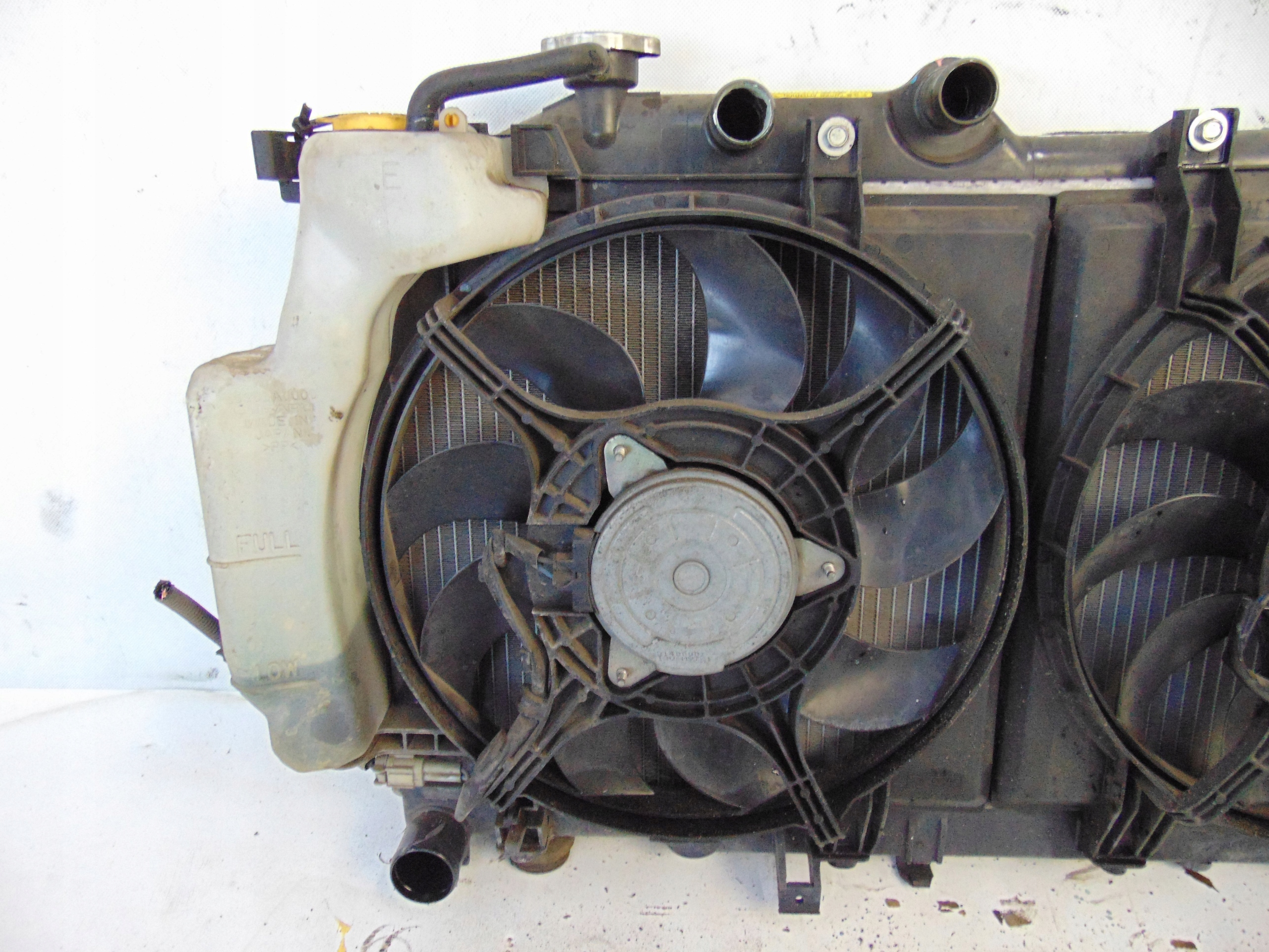 CHŁODNICE CHŁODNICA WODY KLIMY KPL WIATRAK SUBARU LEGACY V 2.0D 150KM Producent części Subaru OE