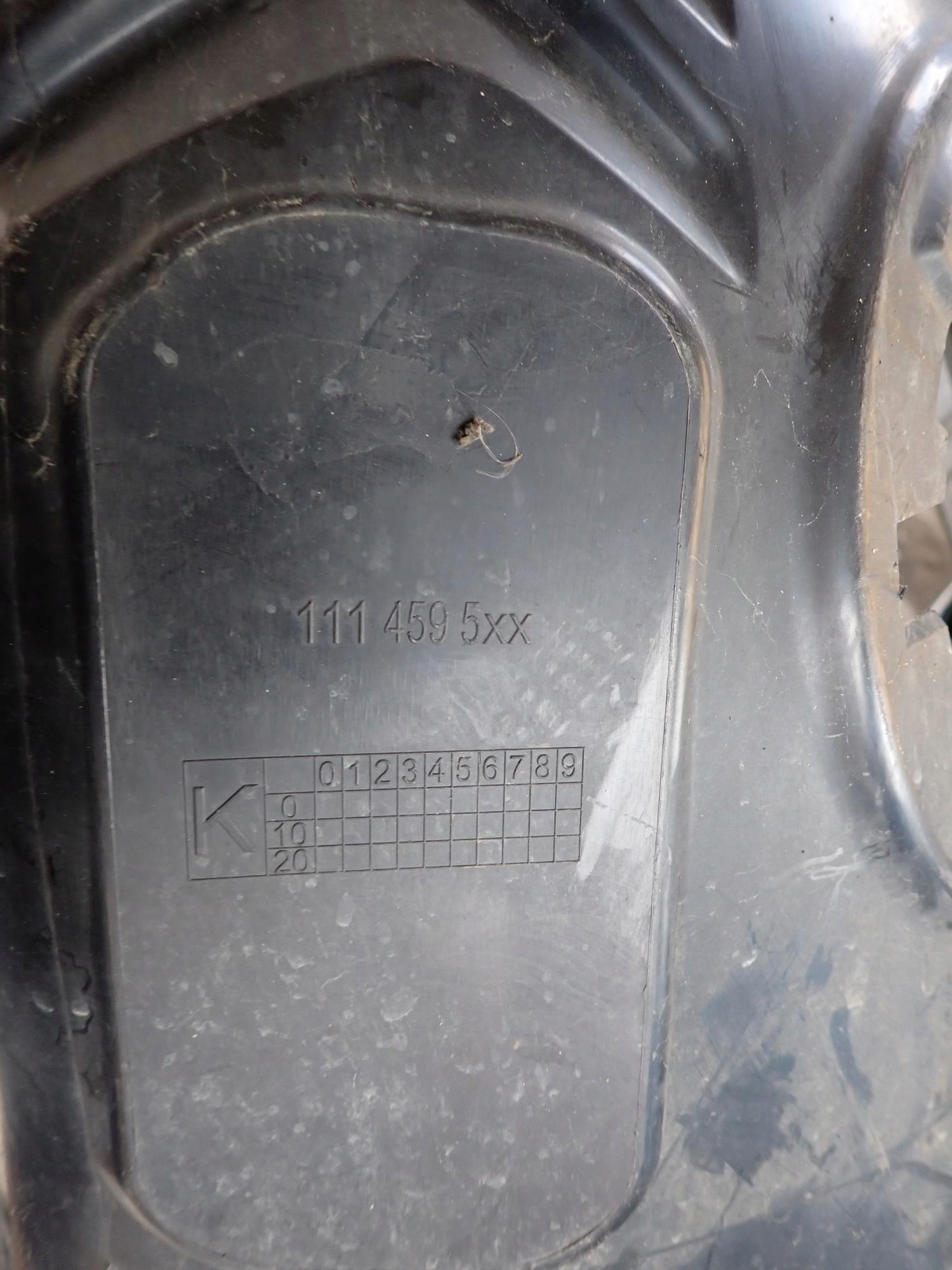 MINI COUNTRYMAN and 1 R60 10-17 mudguard front front left