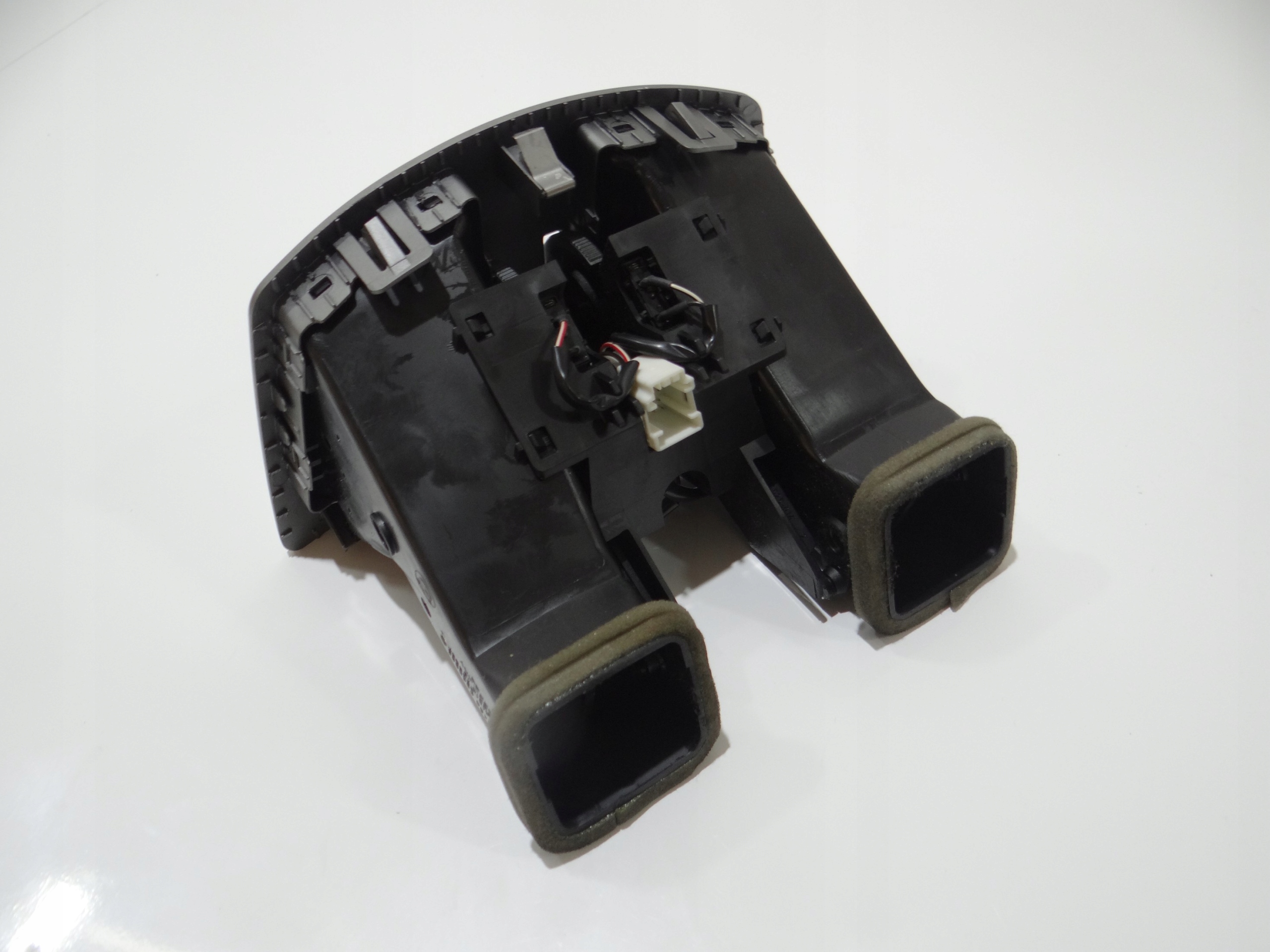 mřížka klími klimatizaci BMW E65 7002395